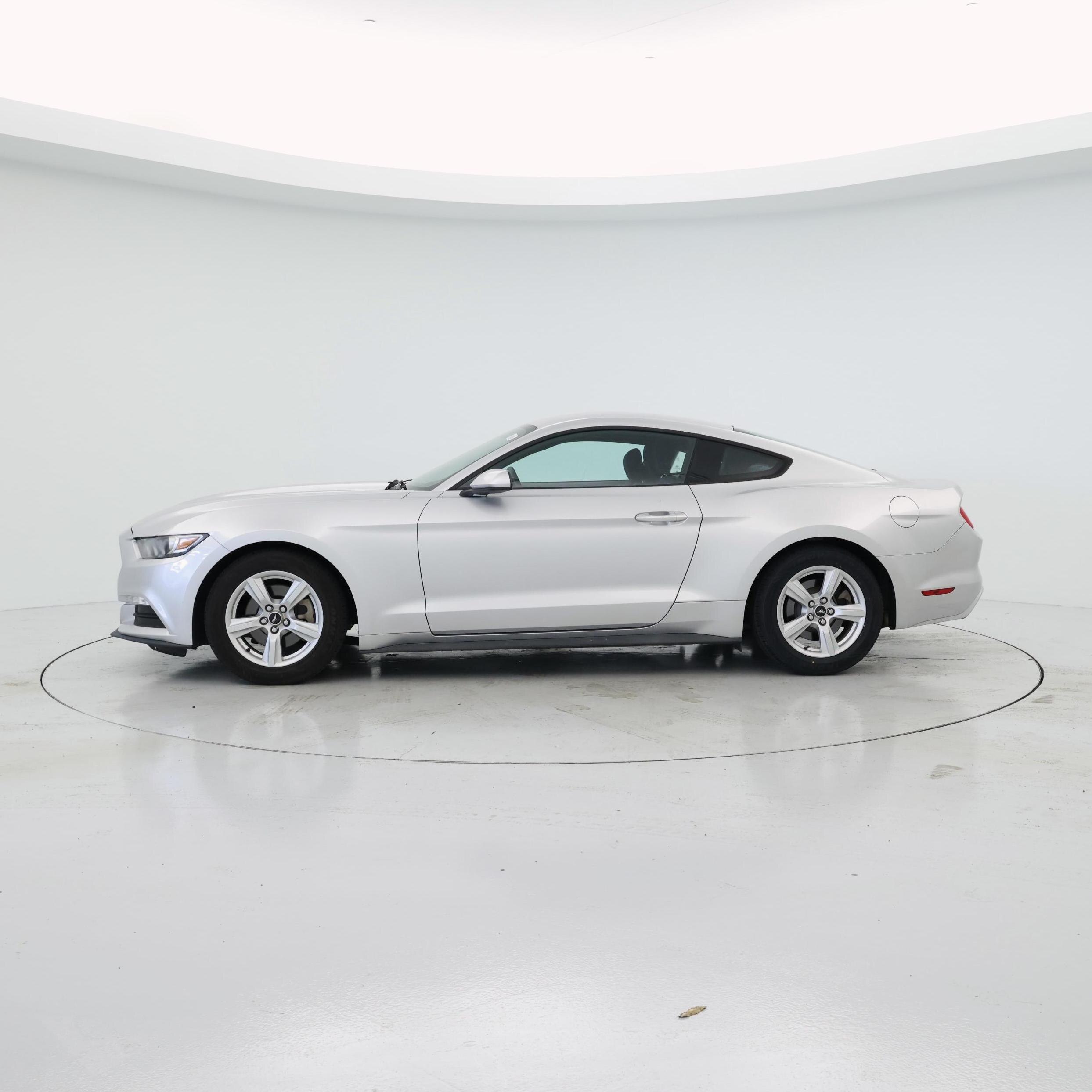 Thumbnail: 2017 Ford Mustang - 3