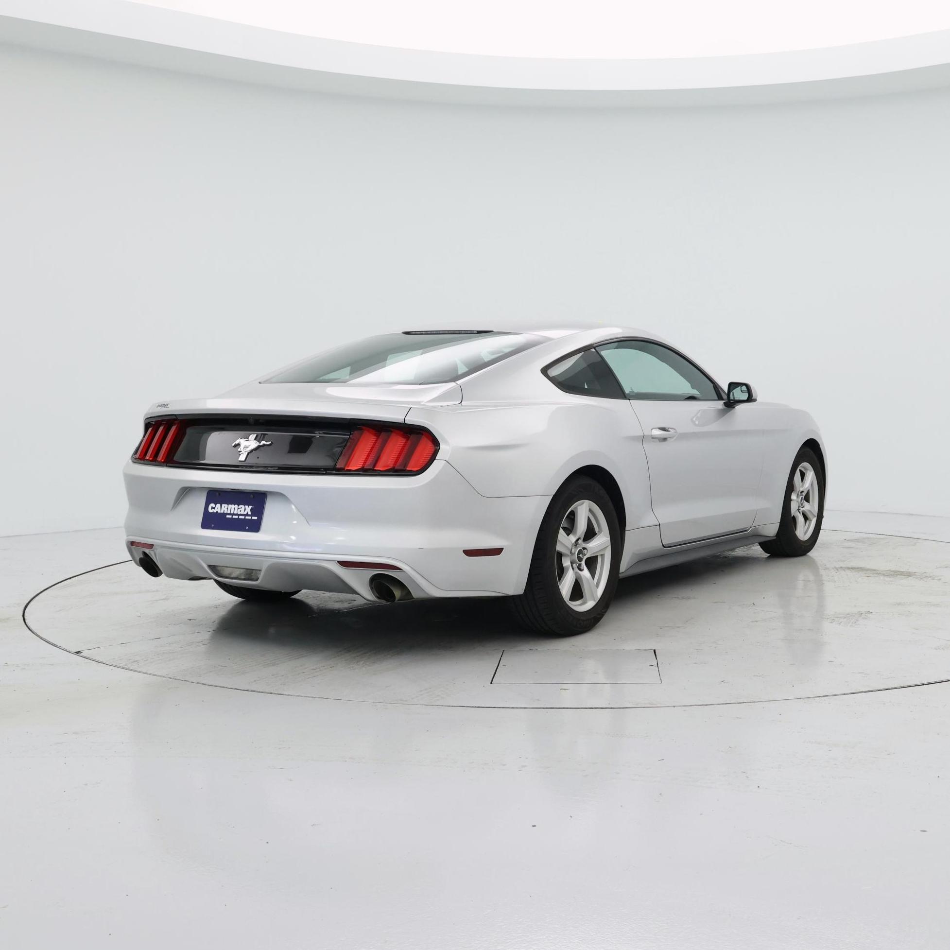 Thumbnail: 2017 Ford Mustang - 8
