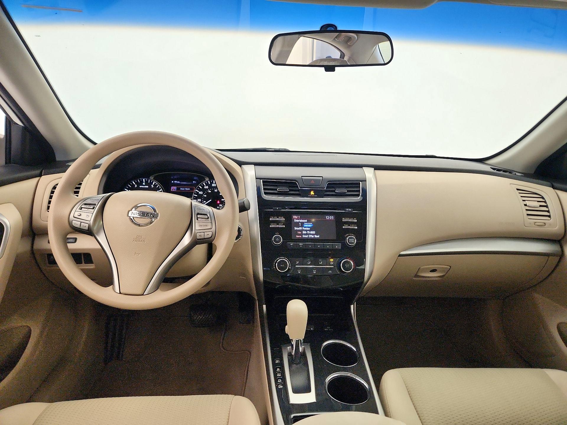 Thumbnail: 2014 Nissan Altima - 9