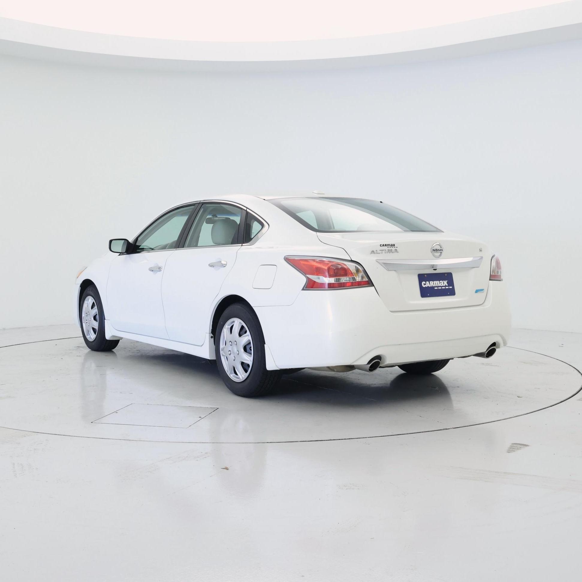 Thumbnail: 2014 Nissan Altima - 2