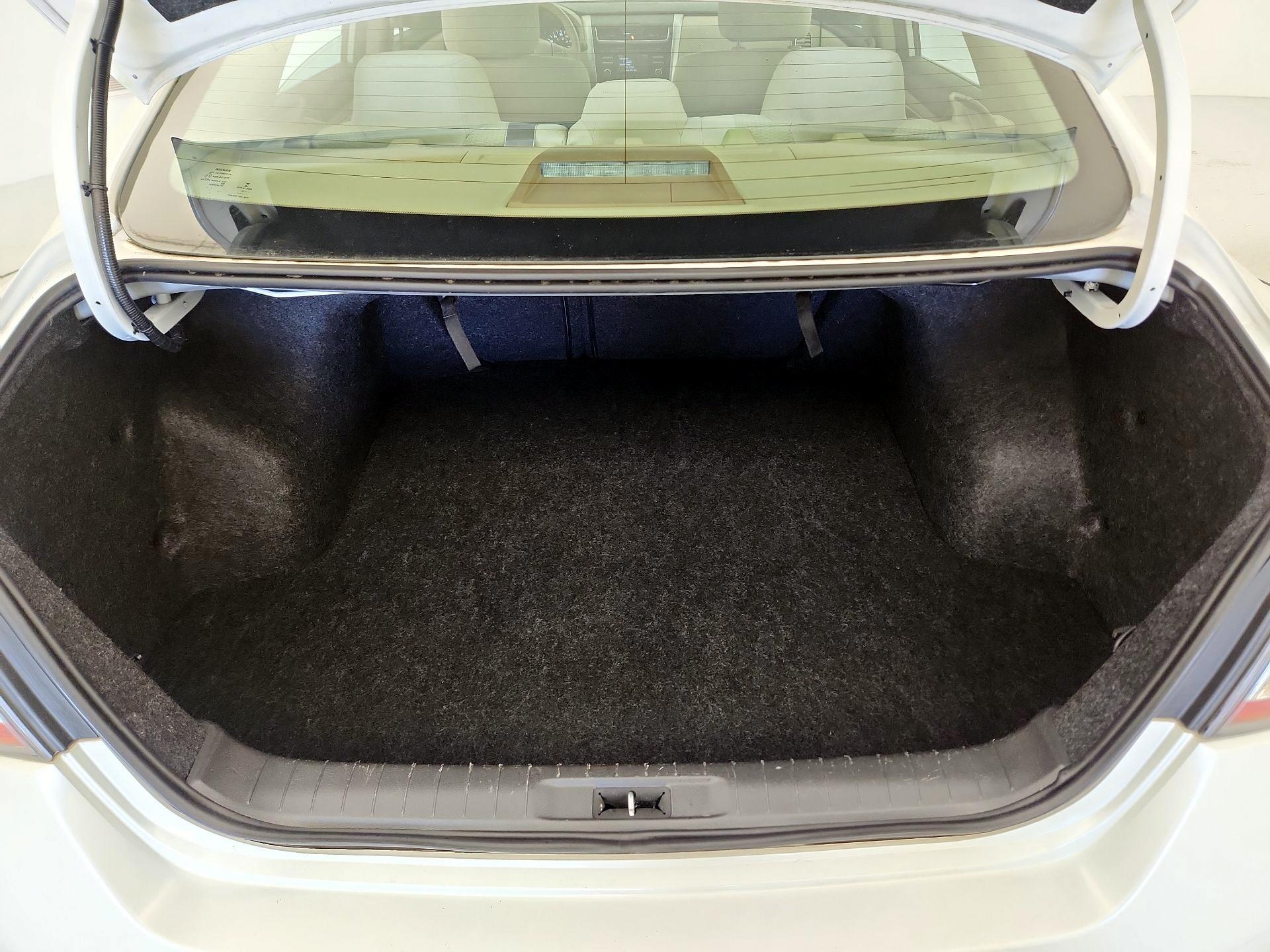 Thumbnail: 2014 Nissan Altima - 20