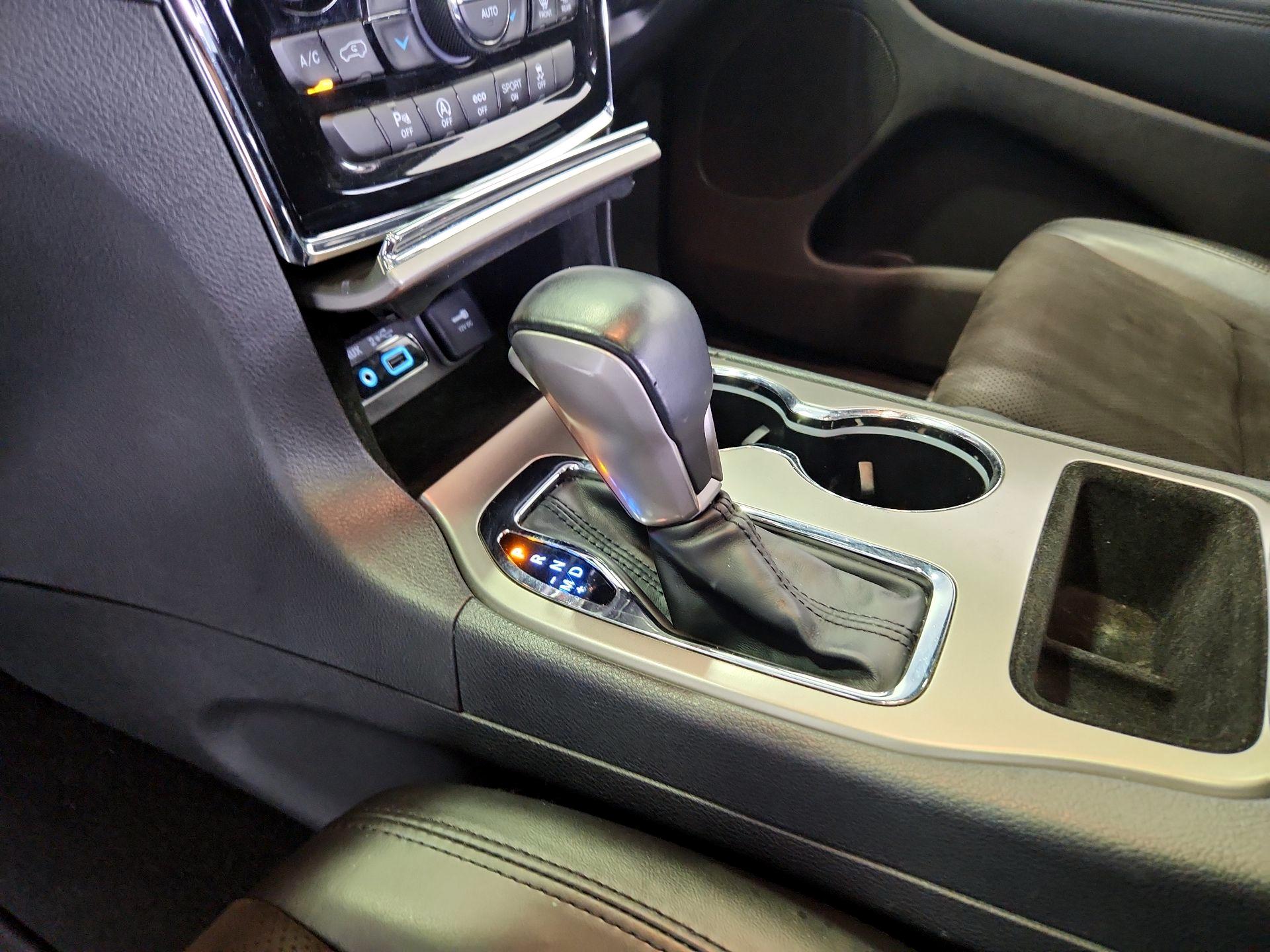 Thumbnail: 2021 Jeep Grand Cherokee - 18