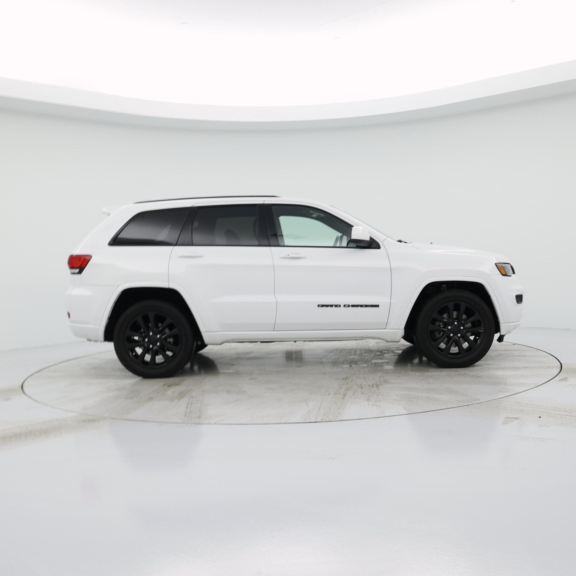 Thumbnail: 2021 Jeep Grand Cherokee - 7
