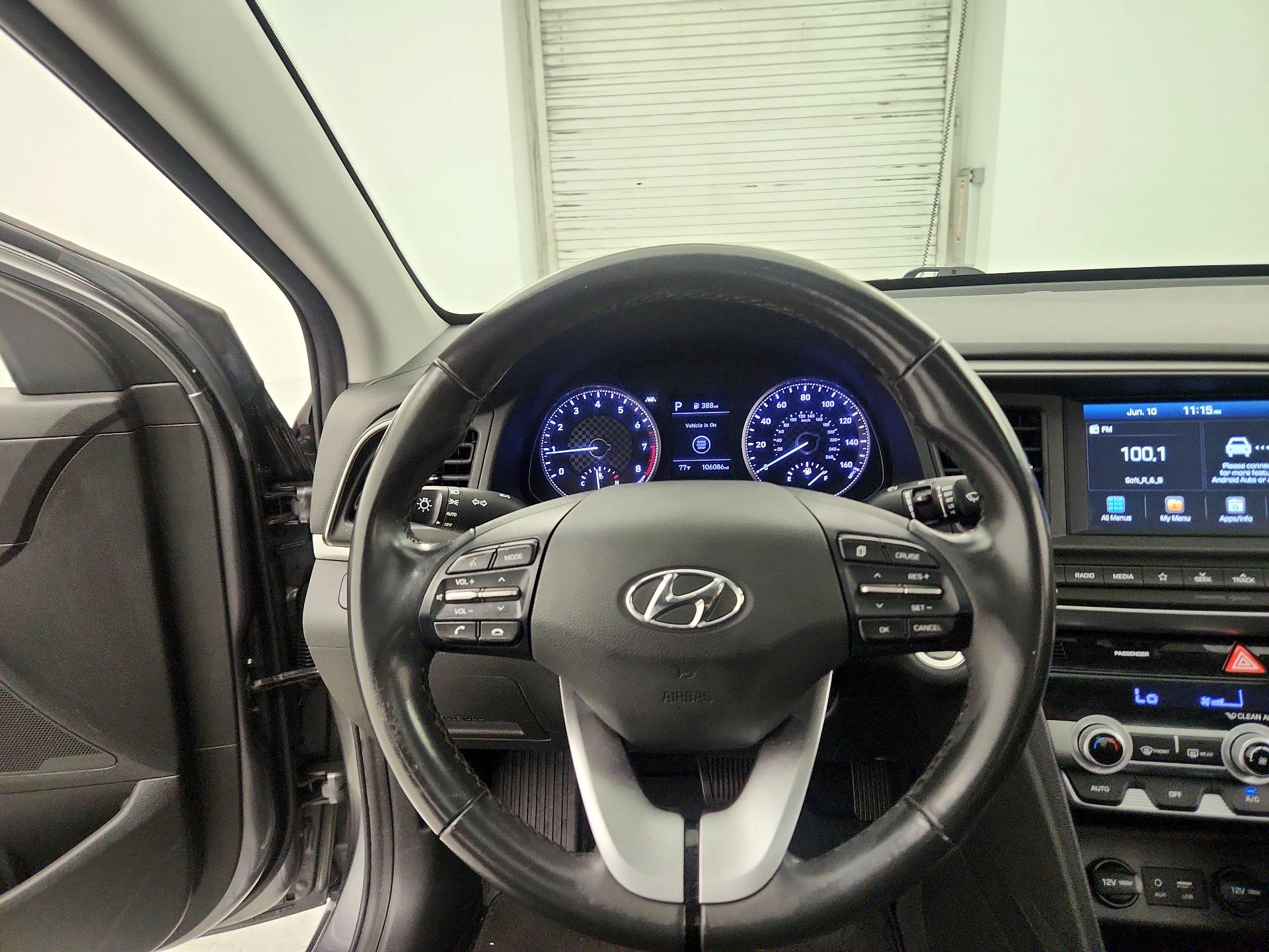 Thumbnail: 2020 Hyundai Elantra - 10