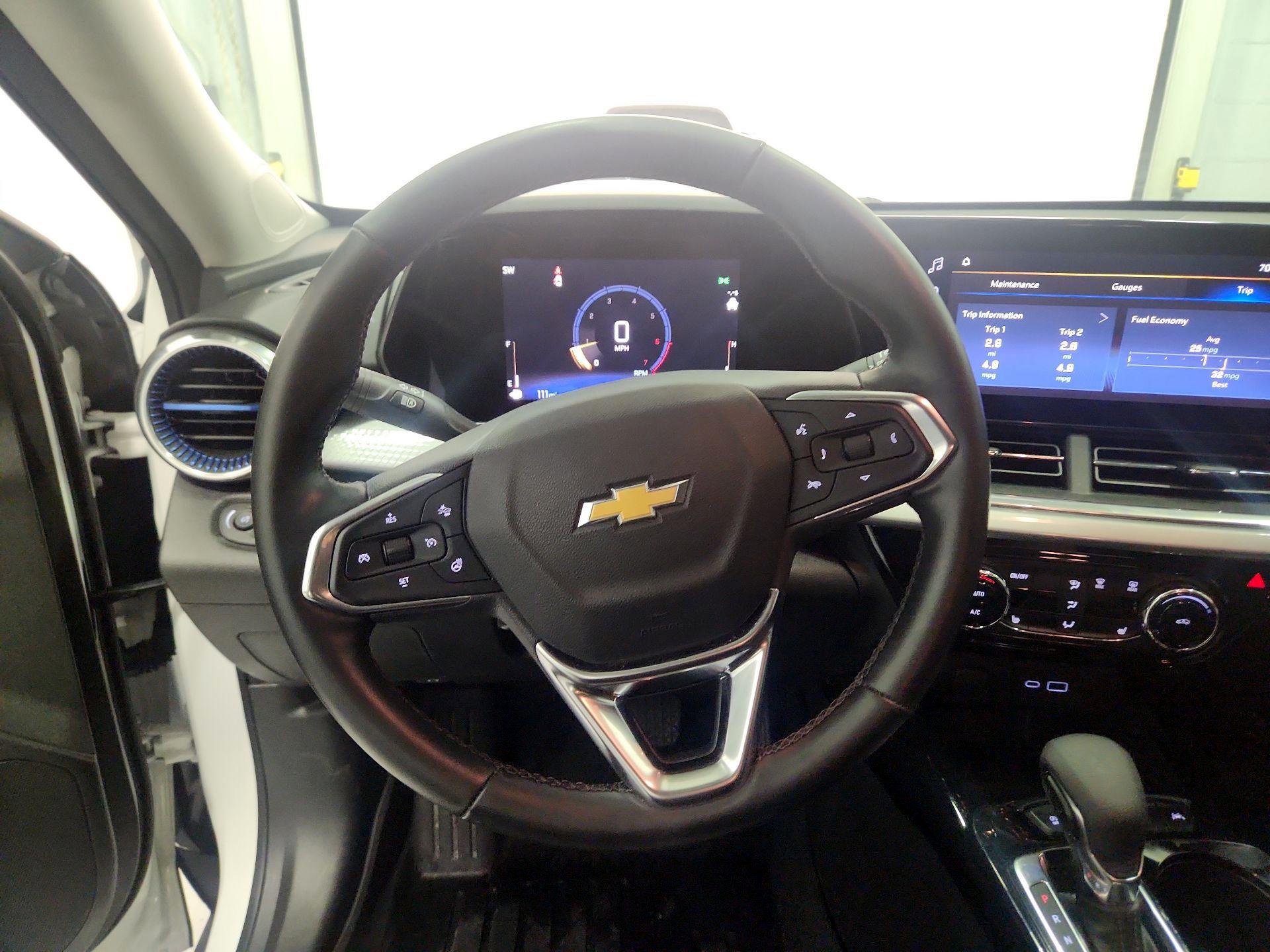 Thumbnail: 2024 Chevrolet Trax - 10