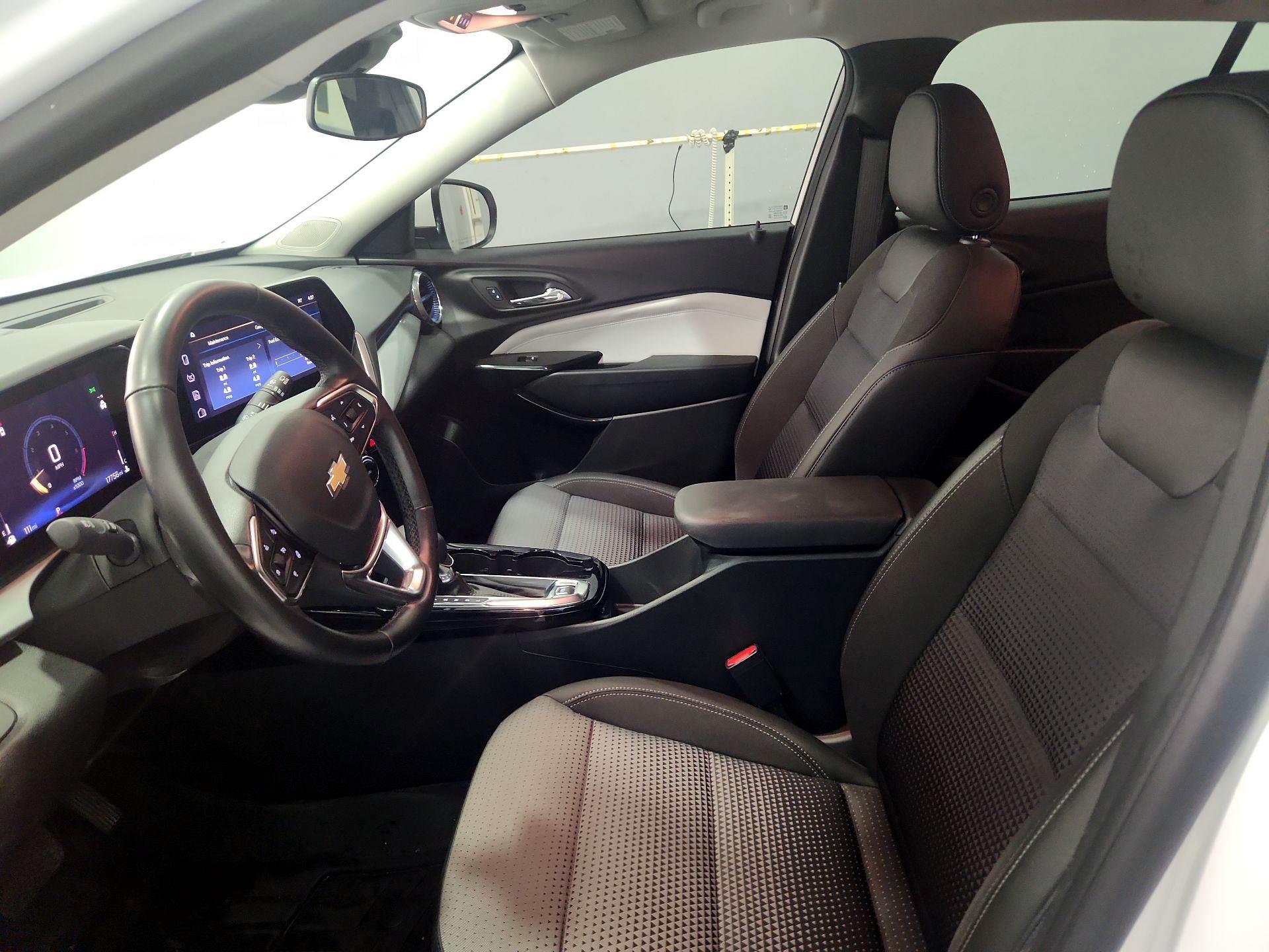 Thumbnail: 2024 Chevrolet Trax - 11