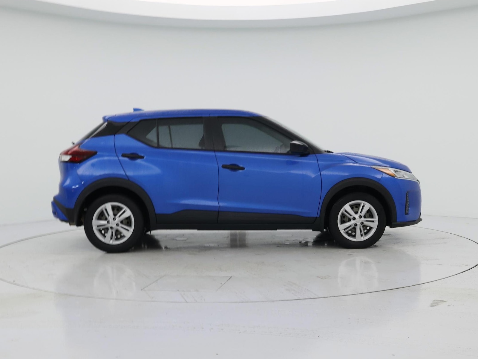 2023 Nissan Kicks S - Photo 8