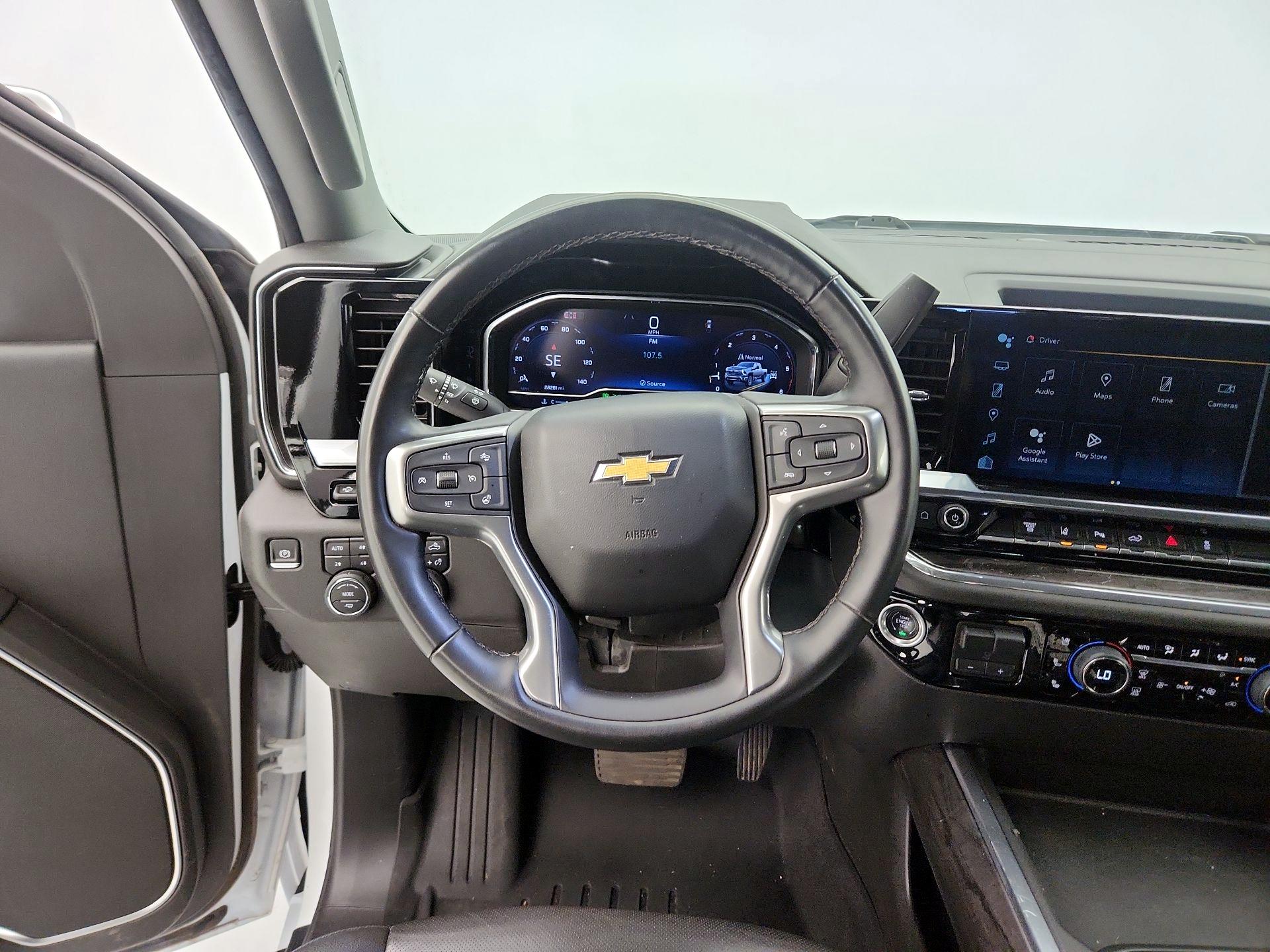 Thumbnail: 2024 Chevrolet Silverado 3500 - 10