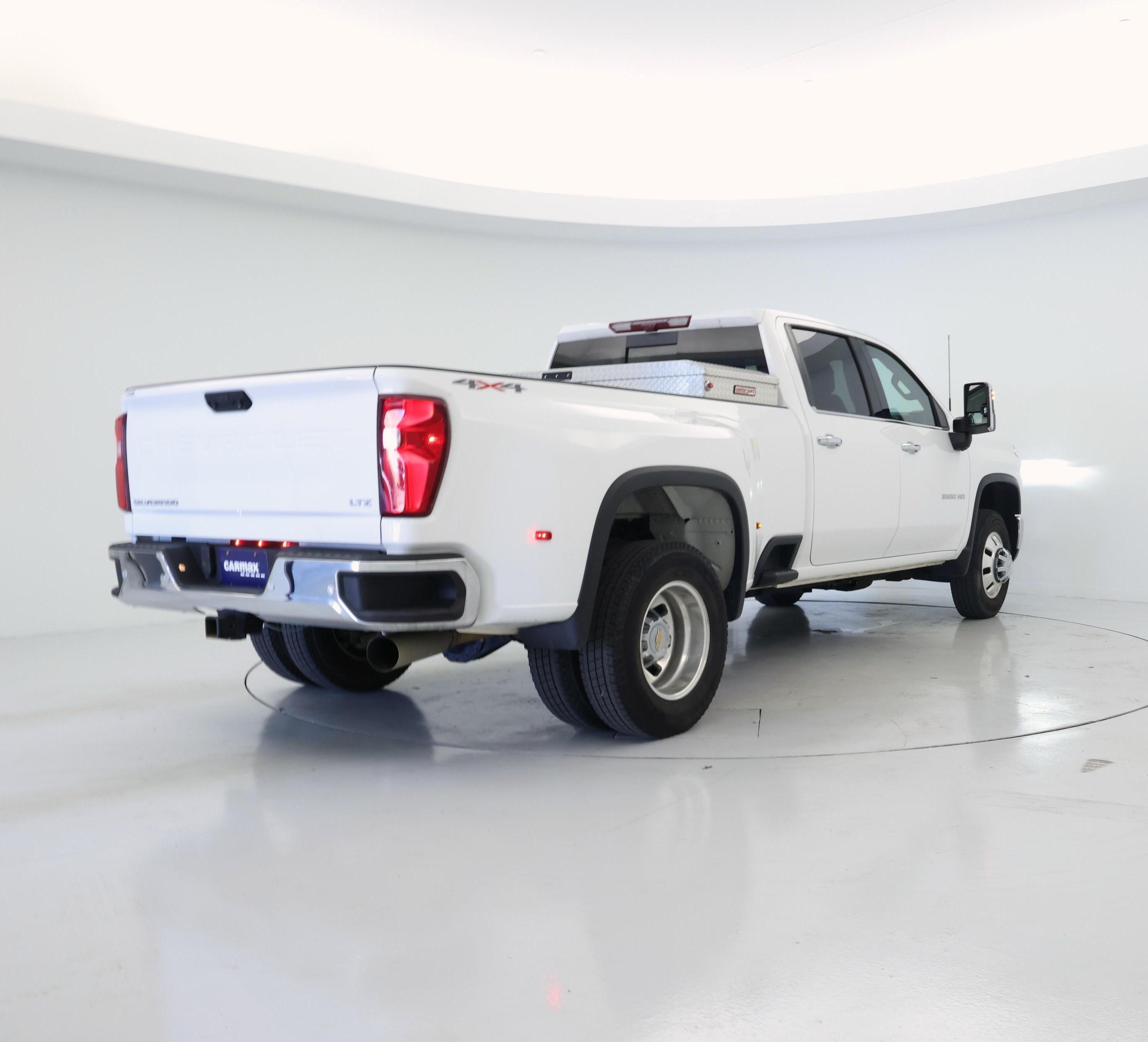 Thumbnail: 2024 Chevrolet Silverado 3500 - 8