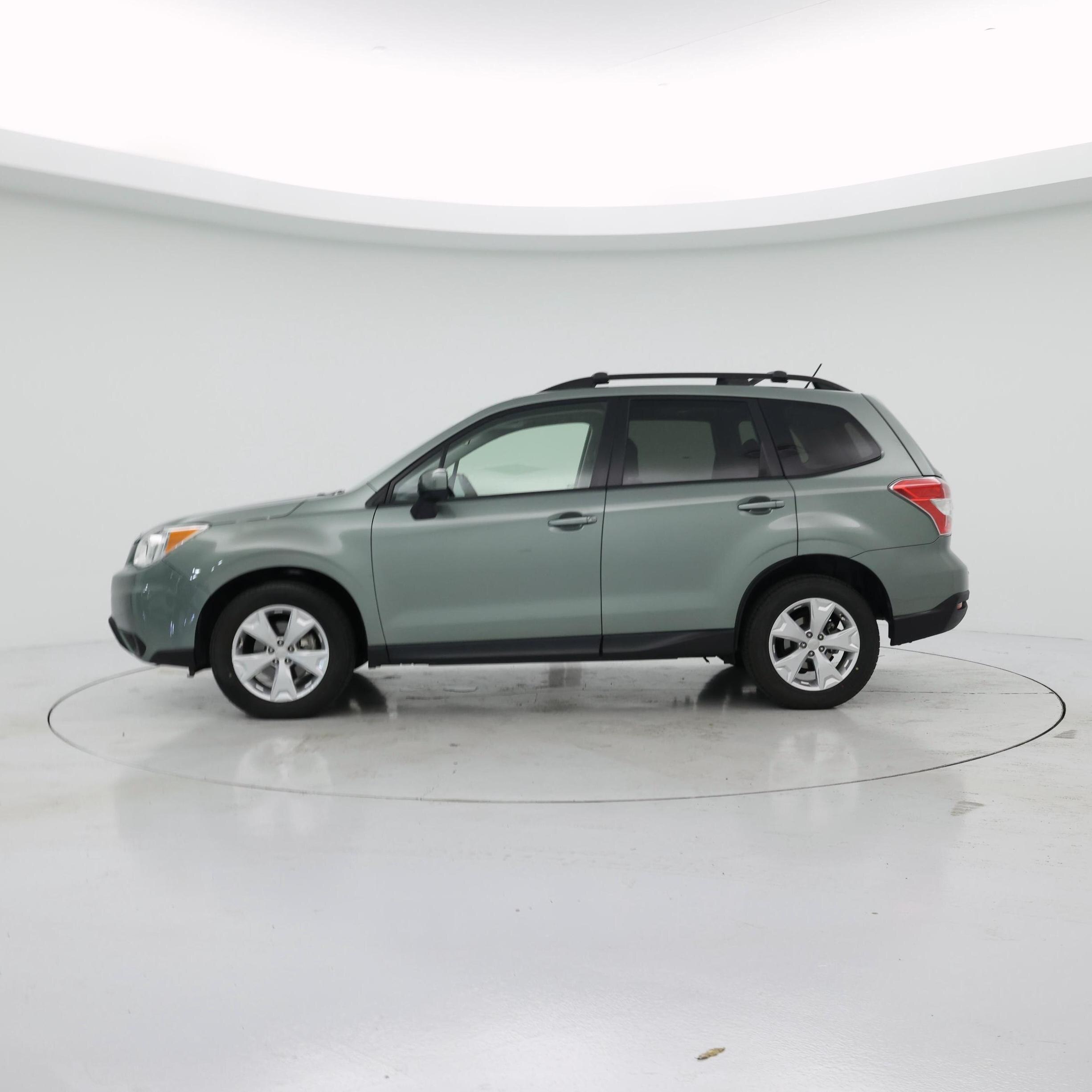 Thumbnail: 2015 Subaru Forester - 3