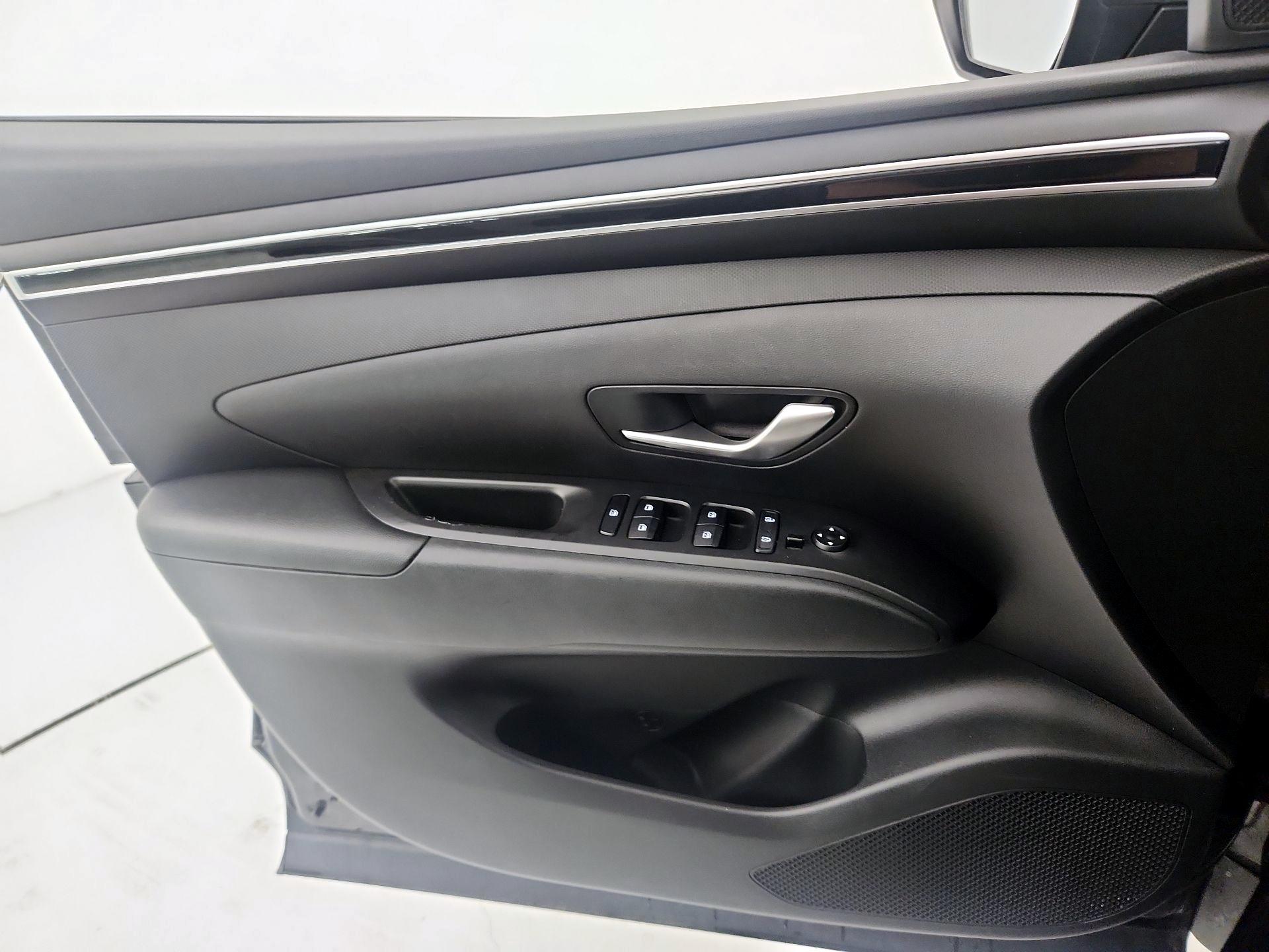 Thumbnail: 2022 Hyundai Tucson - 12