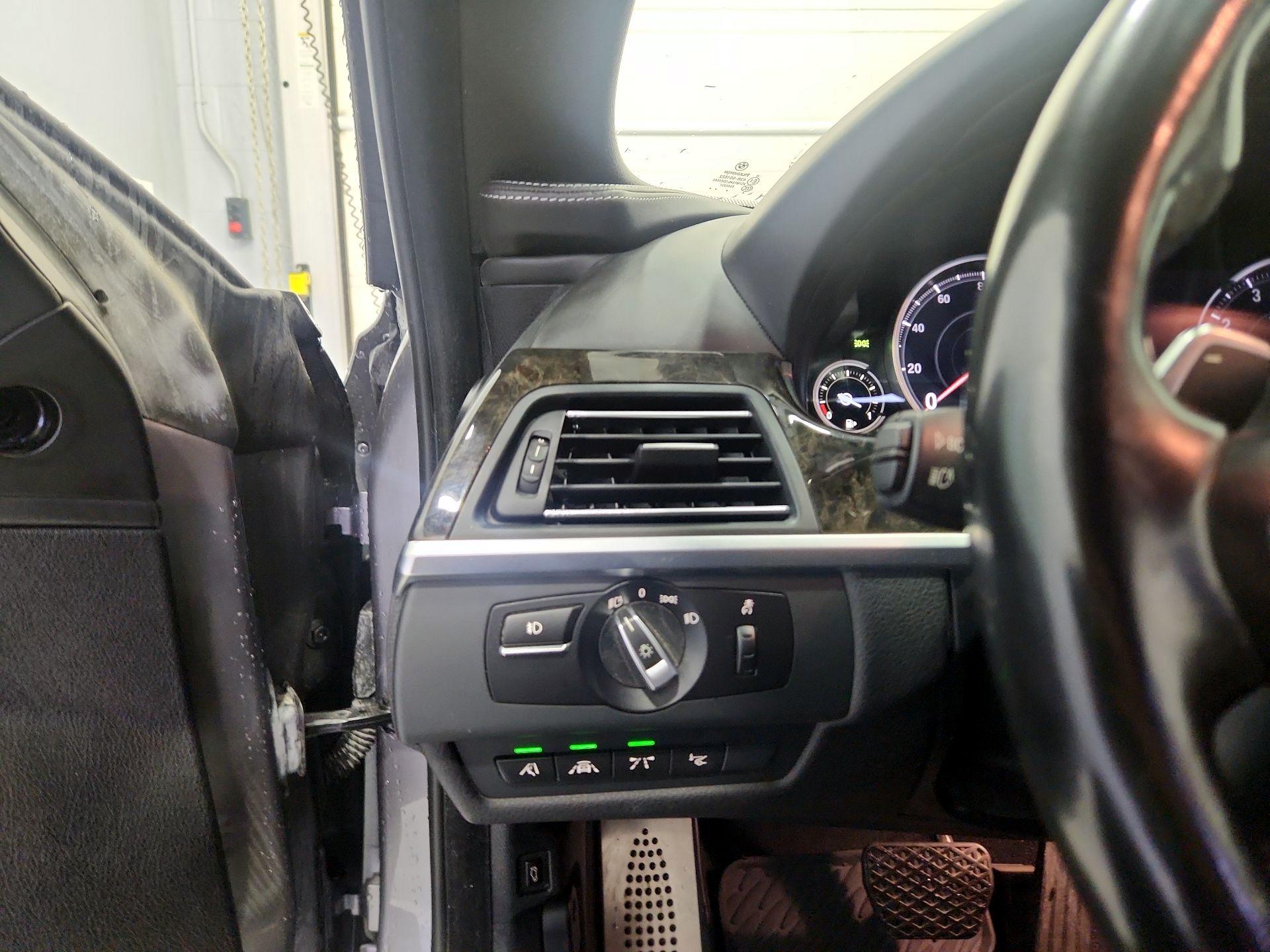 Thumbnail: 2016 BMW 6 Series - 13