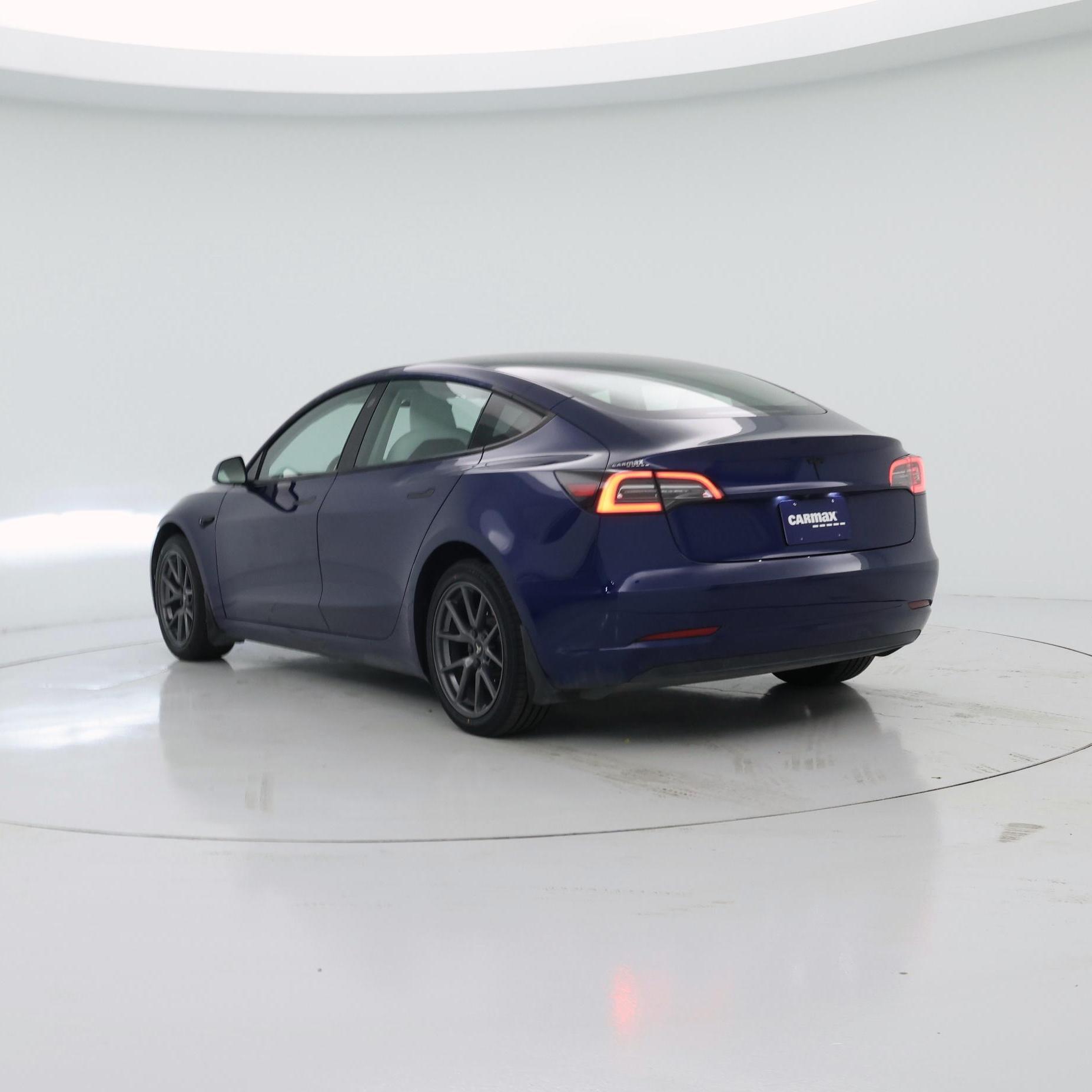 Thumbnail: 2023 Tesla Model 3 - 2
