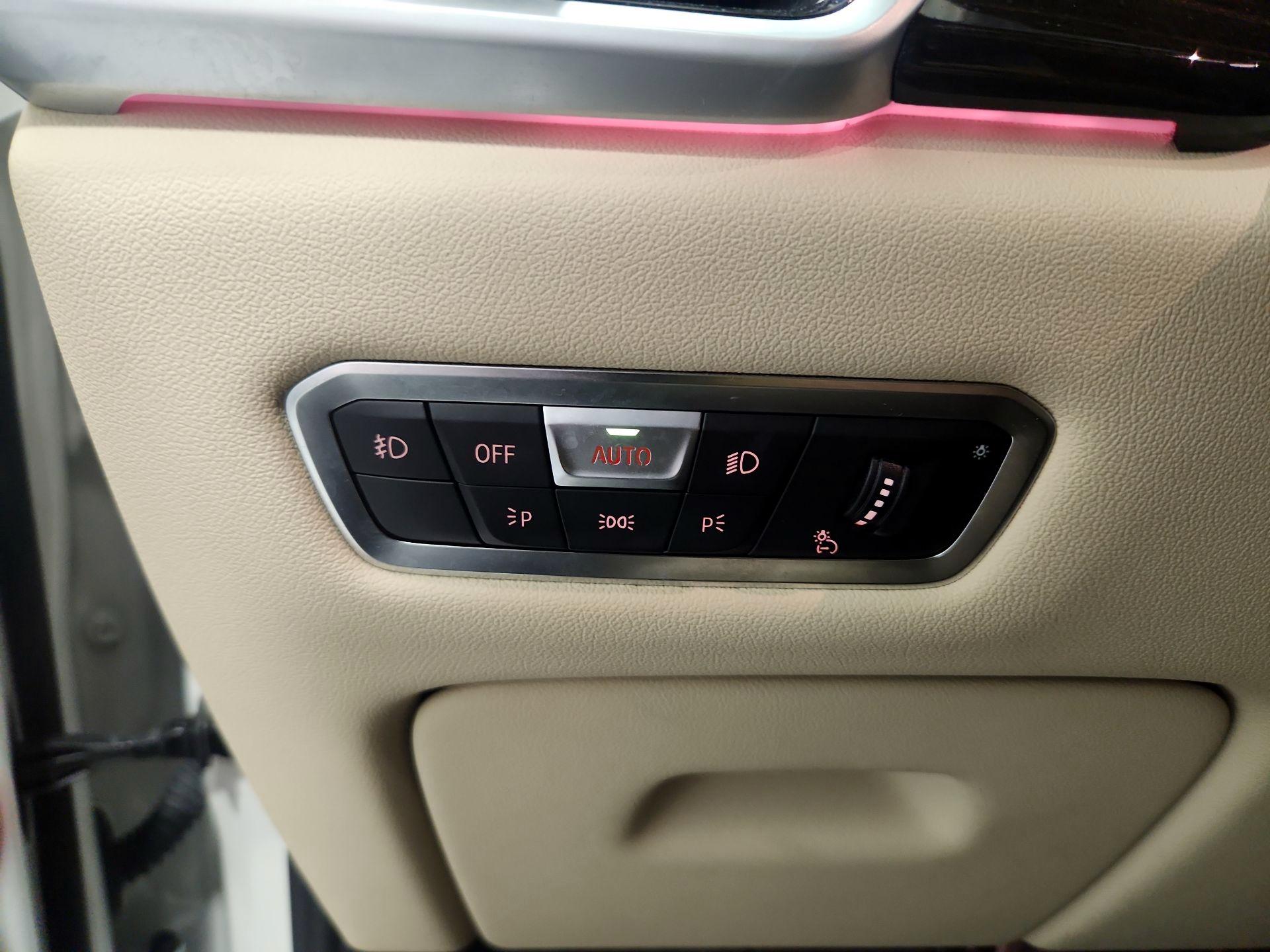 Thumbnail: 2021 BMW X5 - 13
