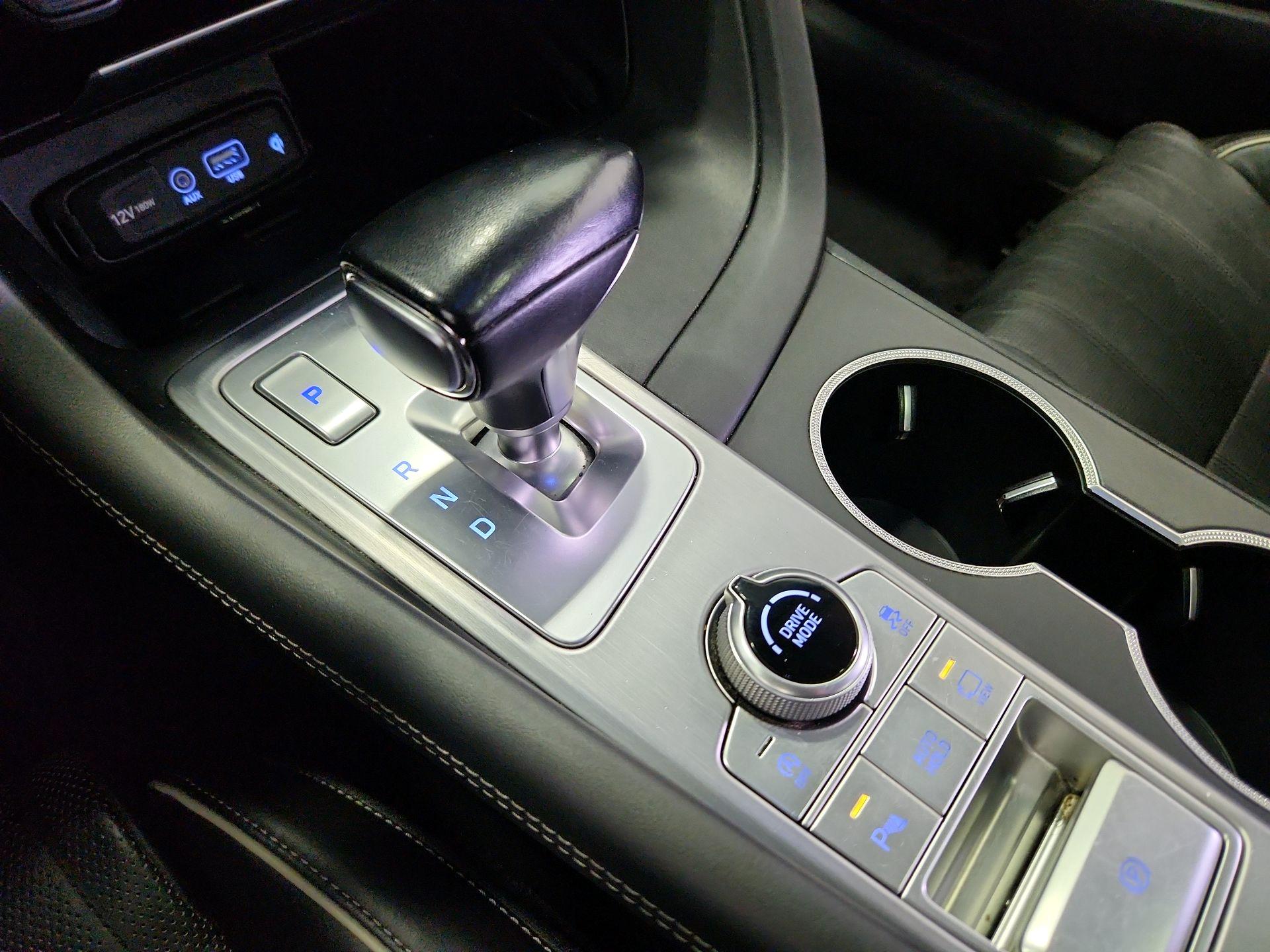 Thumbnail: 2021 Genesis G70 - 17