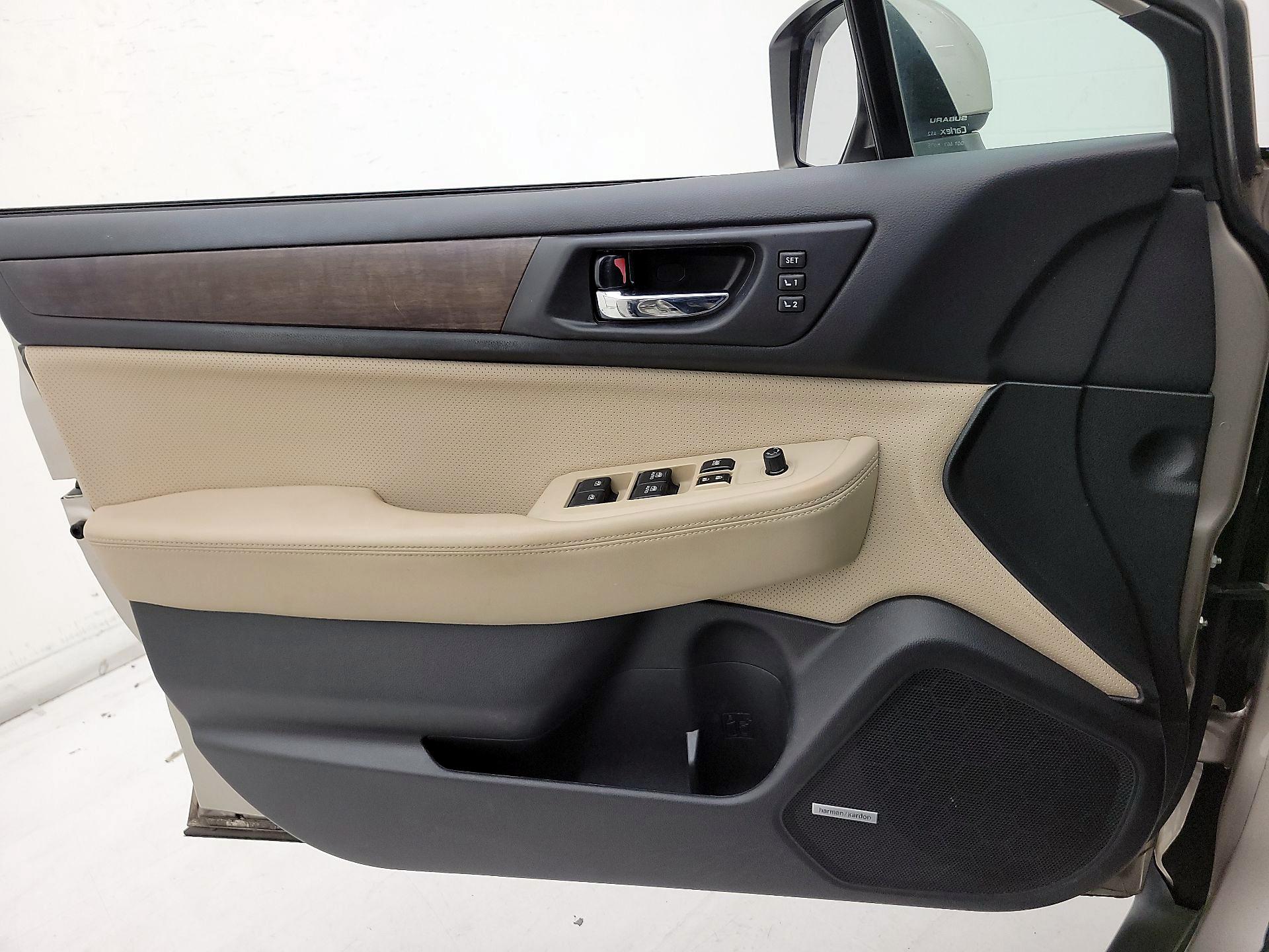 Thumbnail: 2016 Subaru Outback - 12