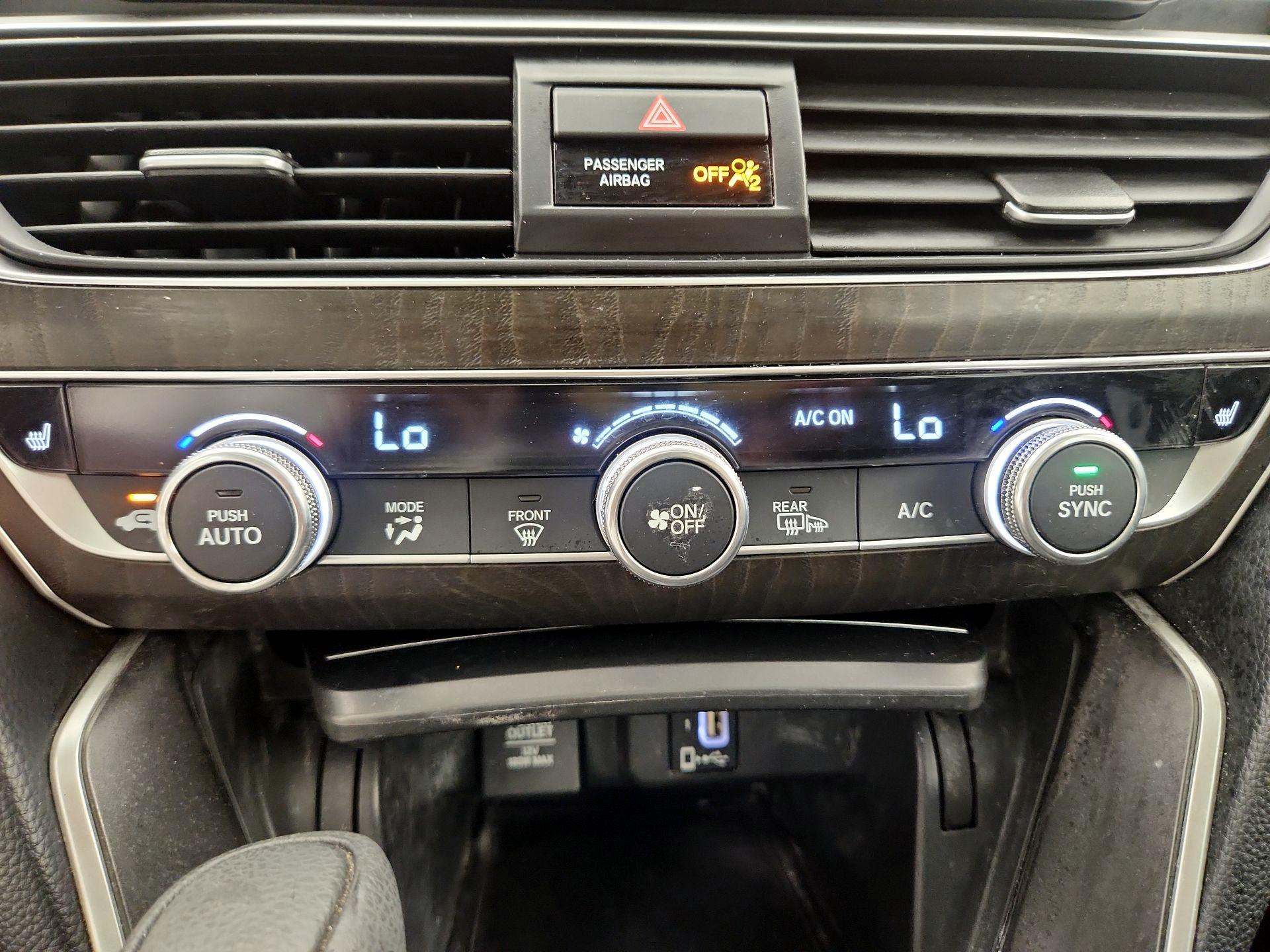 Thumbnail: 2019 Honda Accord - 16