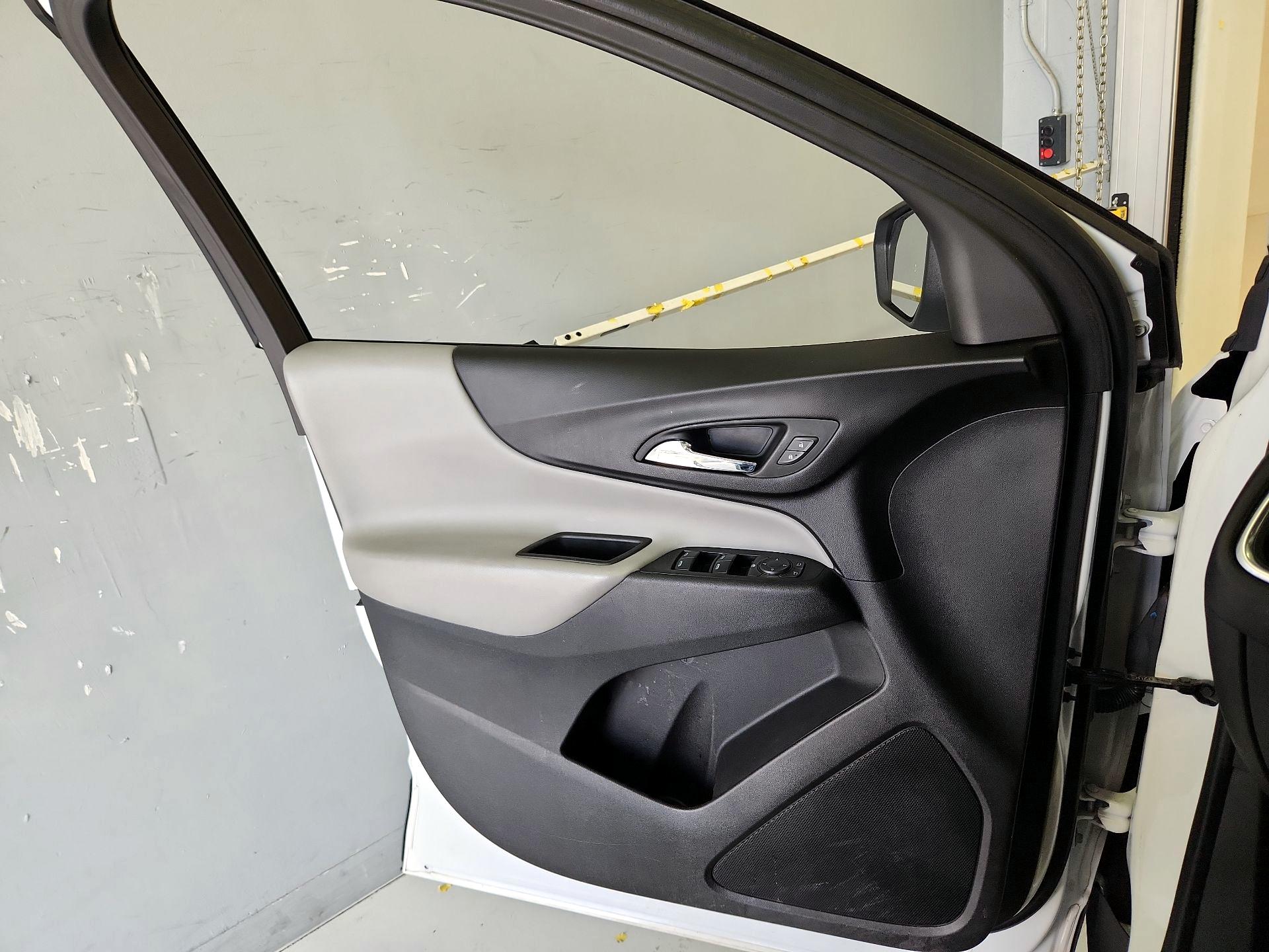 Thumbnail: 2021 Chevrolet Equinox - 12