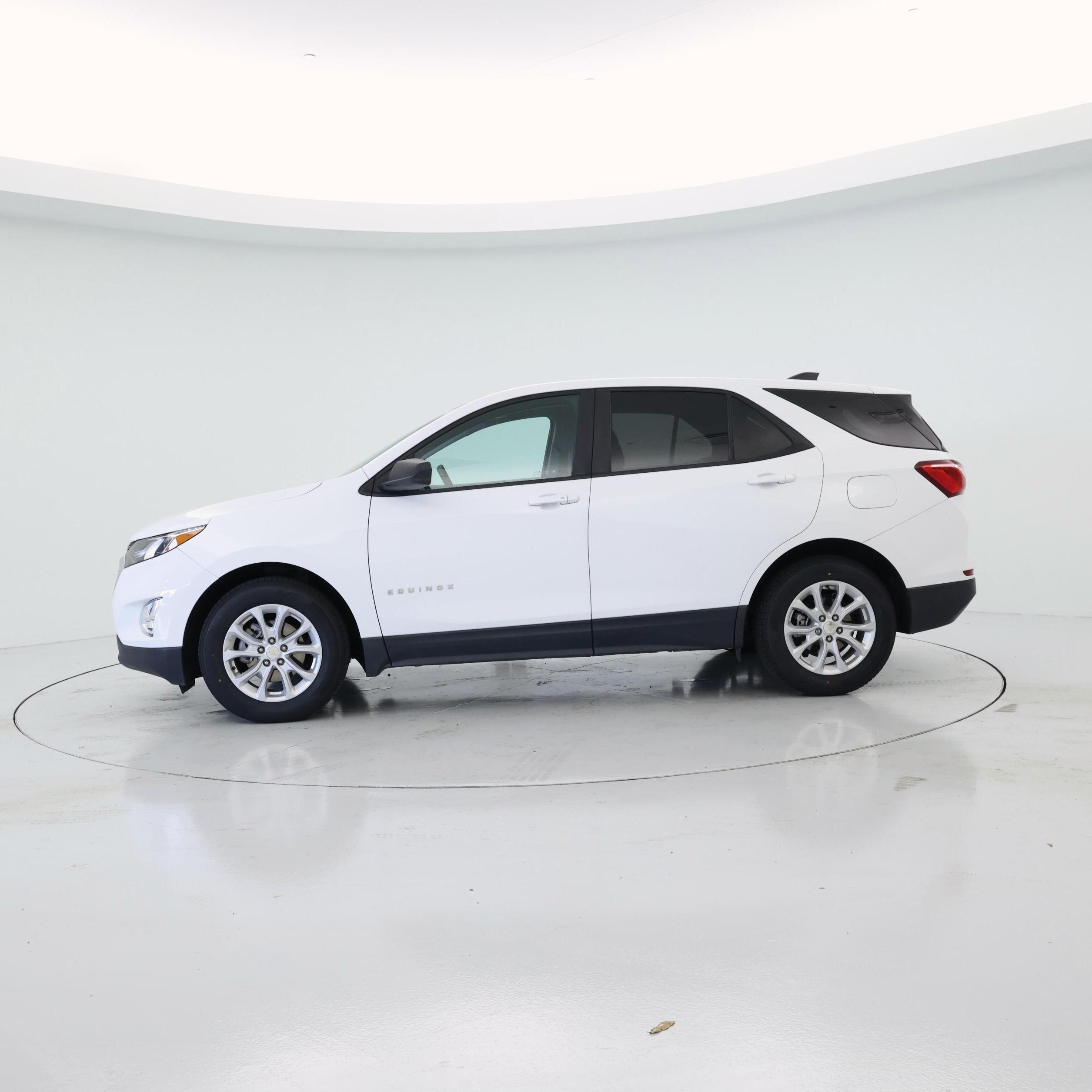 Thumbnail: 2021 Chevrolet Equinox - 3