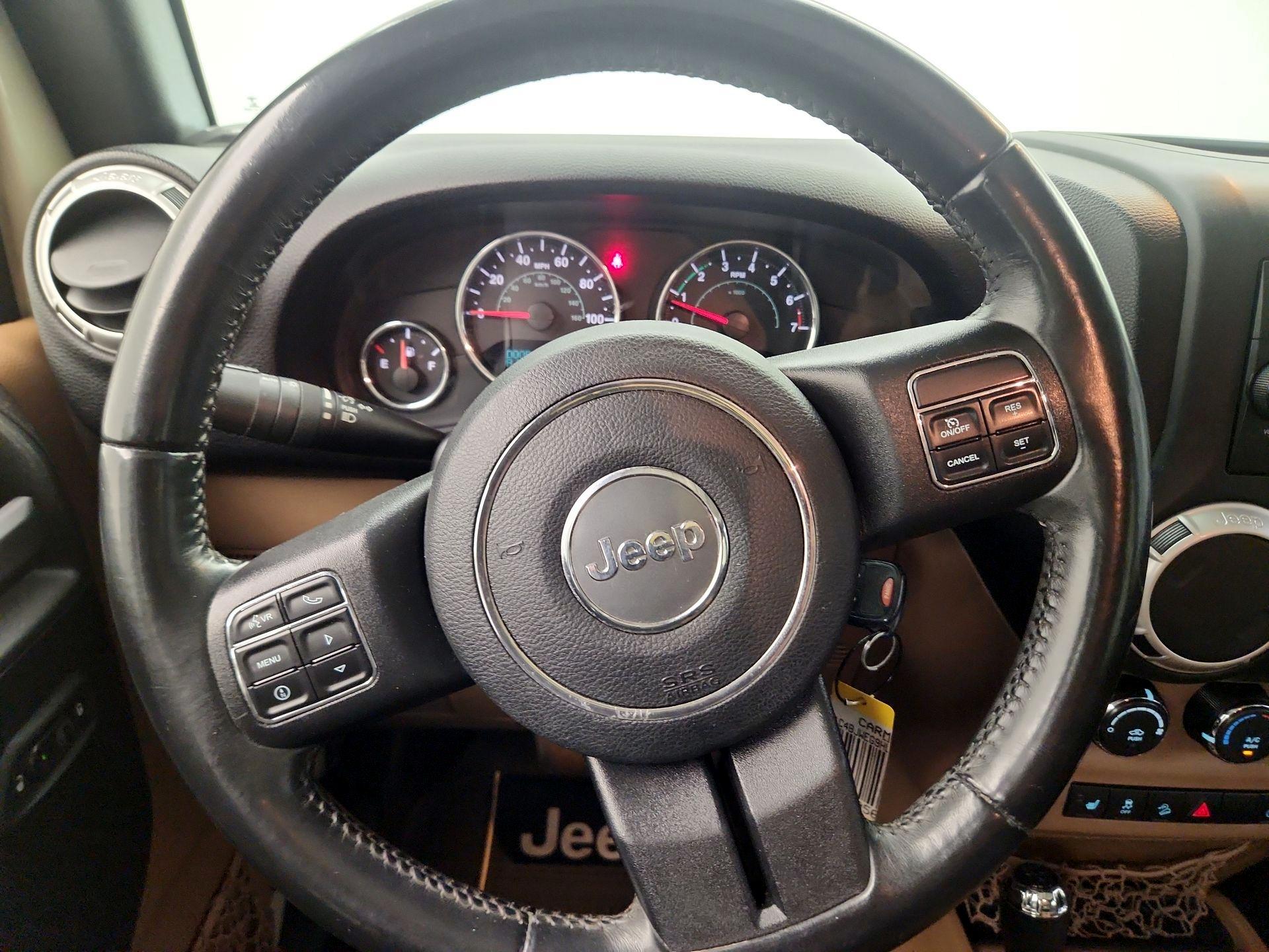 Thumbnail: 2017 Jeep Wrangler - 10