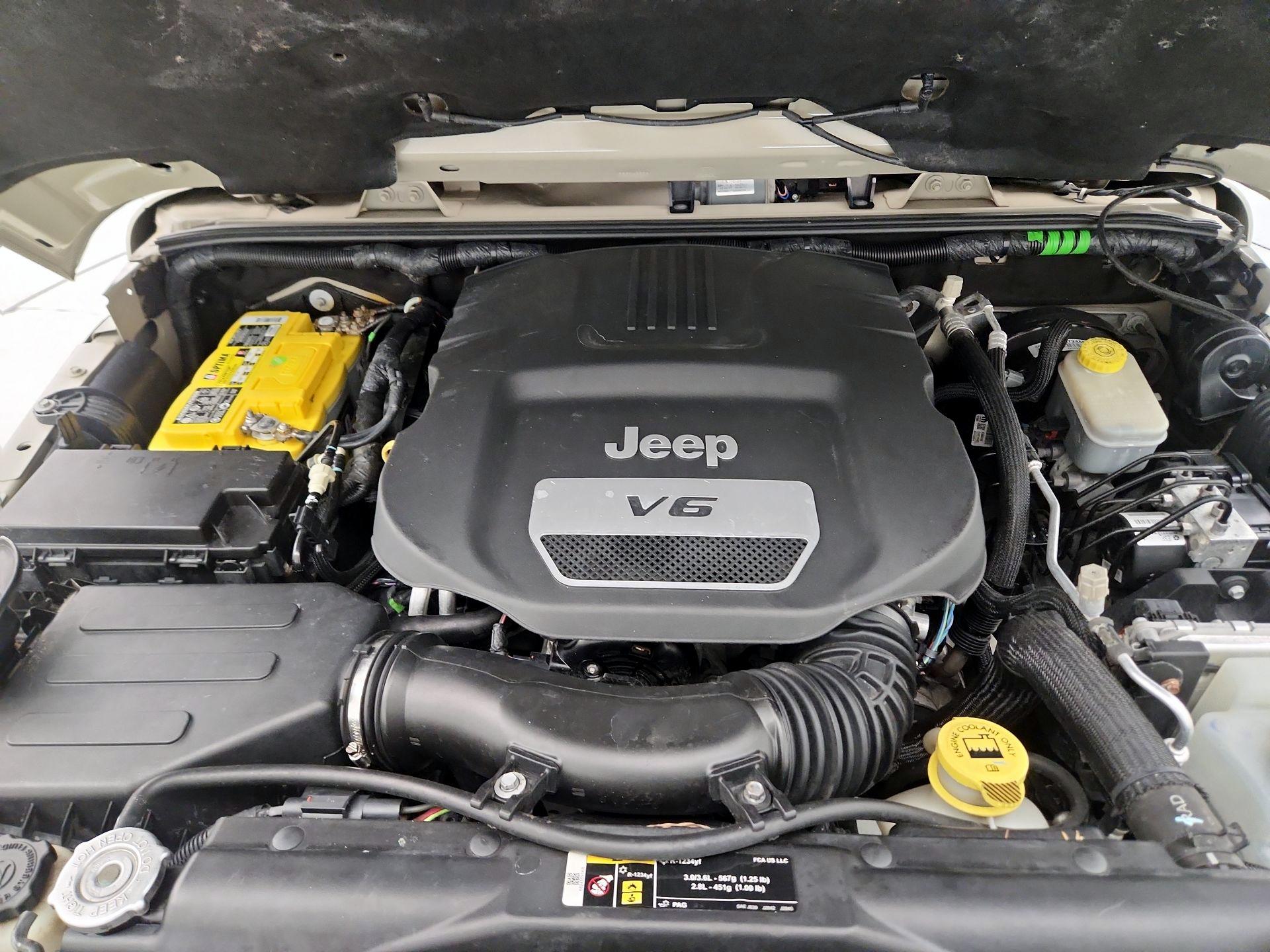 Thumbnail: 2017 Jeep Wrangler - 17