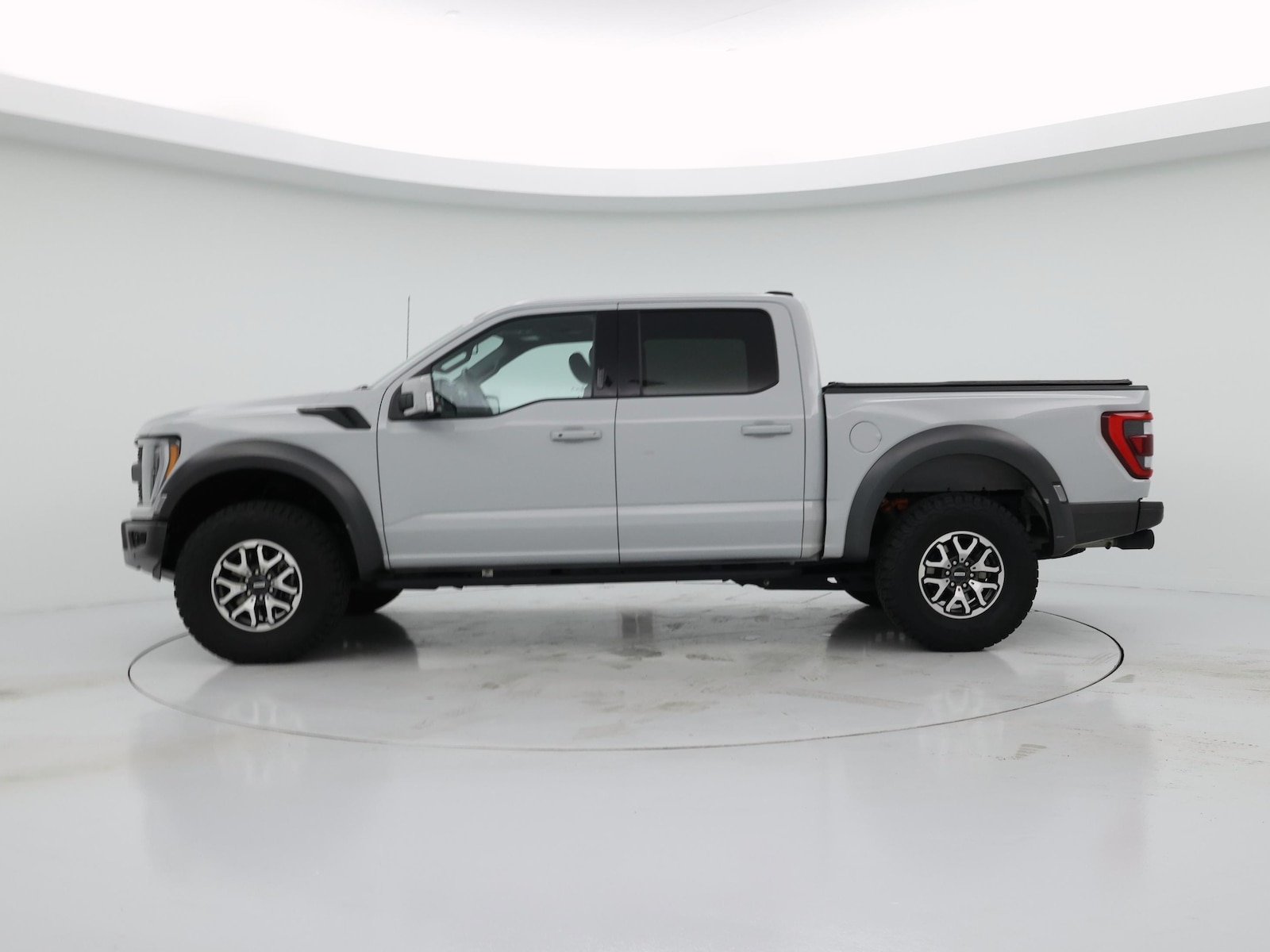 2023 Ford F-150 Raptor - Photo 4