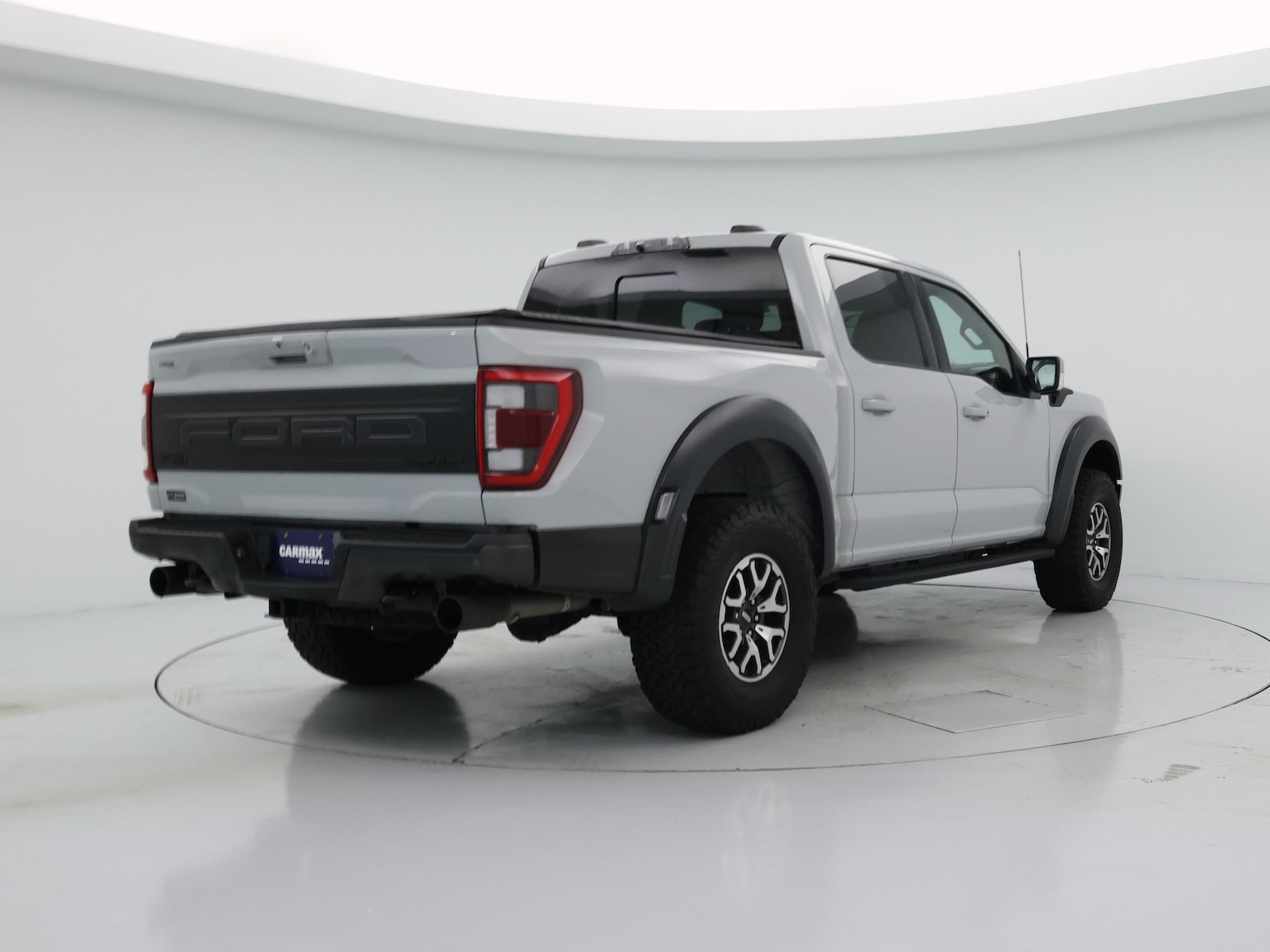 2023 Ford F-150 Raptor - Photo 9