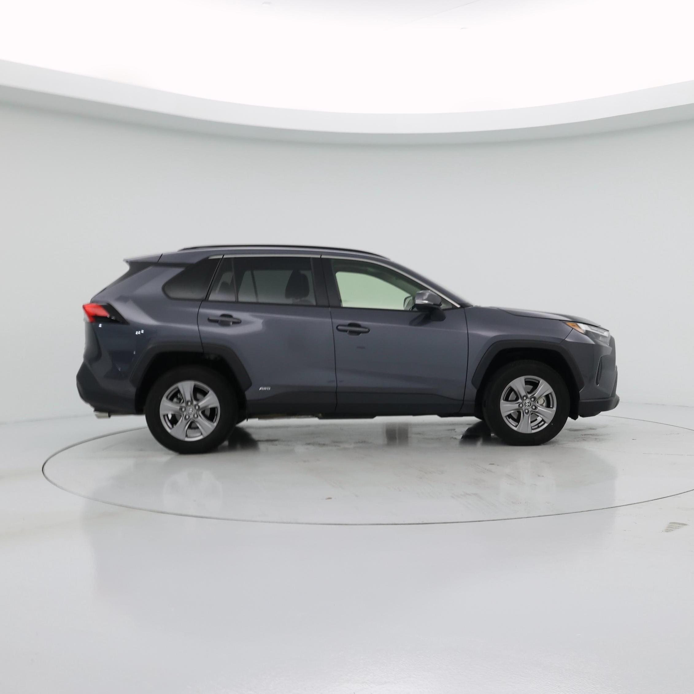 Thumbnail: 2022 Toyota RAV4 - 7
