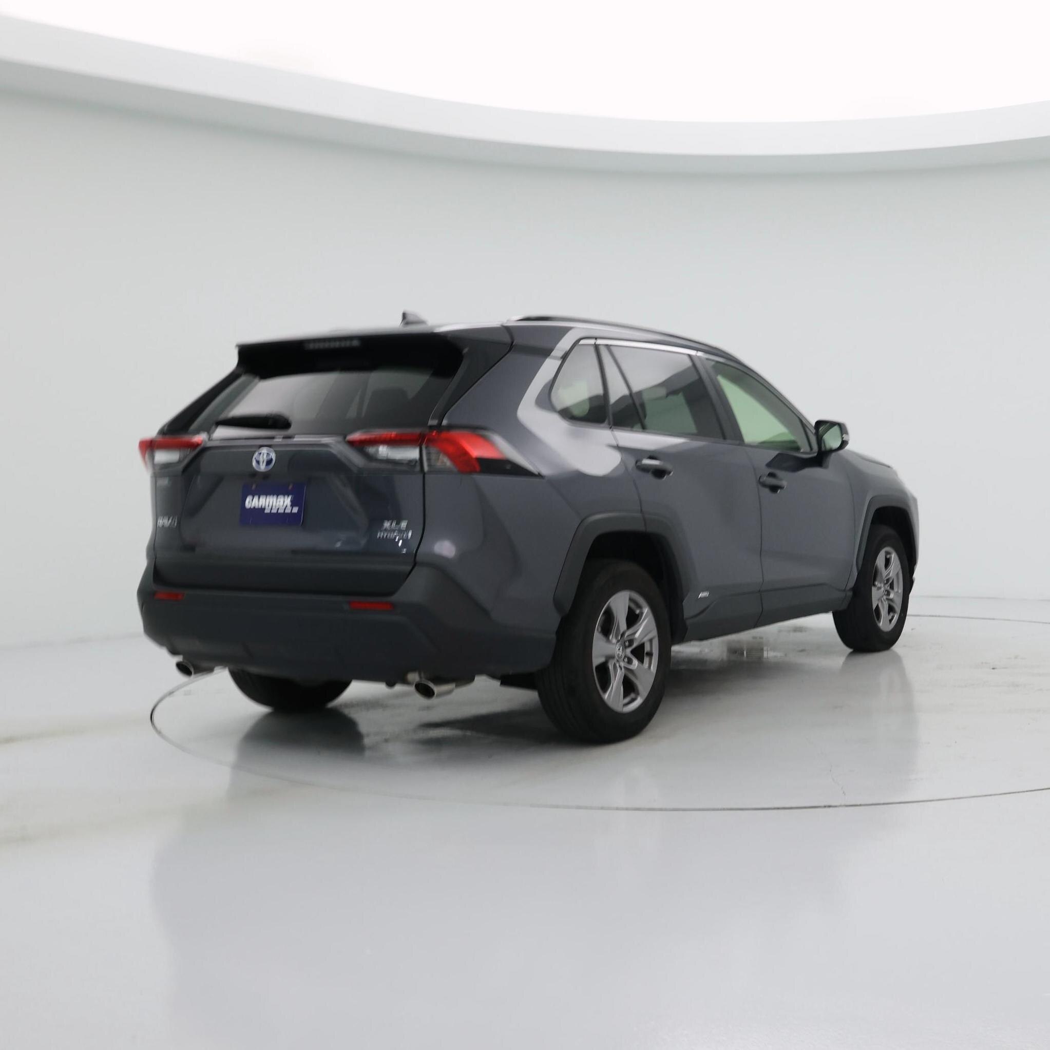 Thumbnail: 2022 Toyota RAV4 - 8