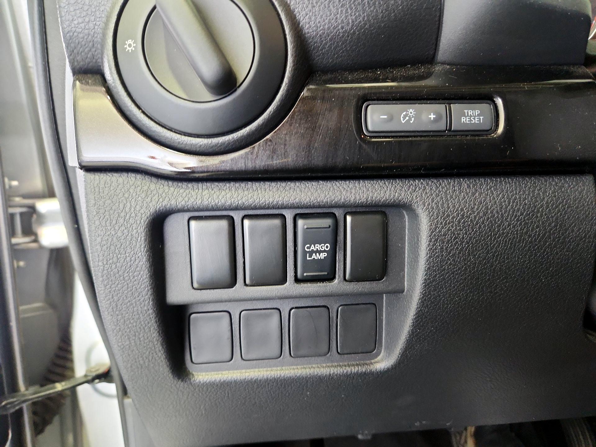 Thumbnail: 2019 Nissan Titan - 13