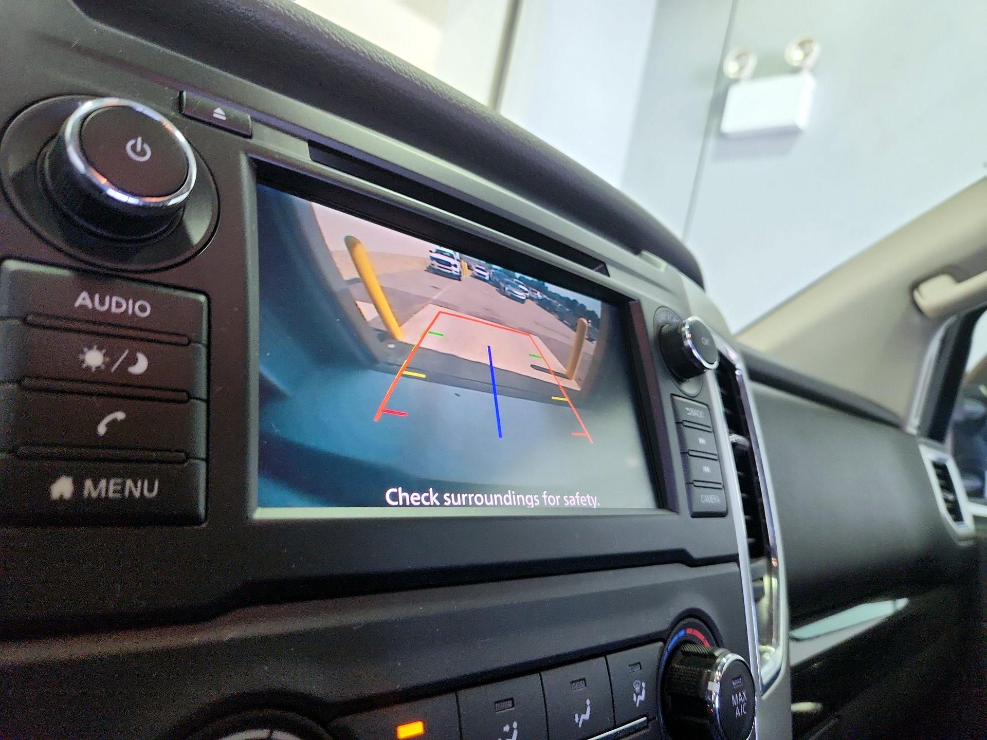 Thumbnail: 2019 Nissan Titan - 14
