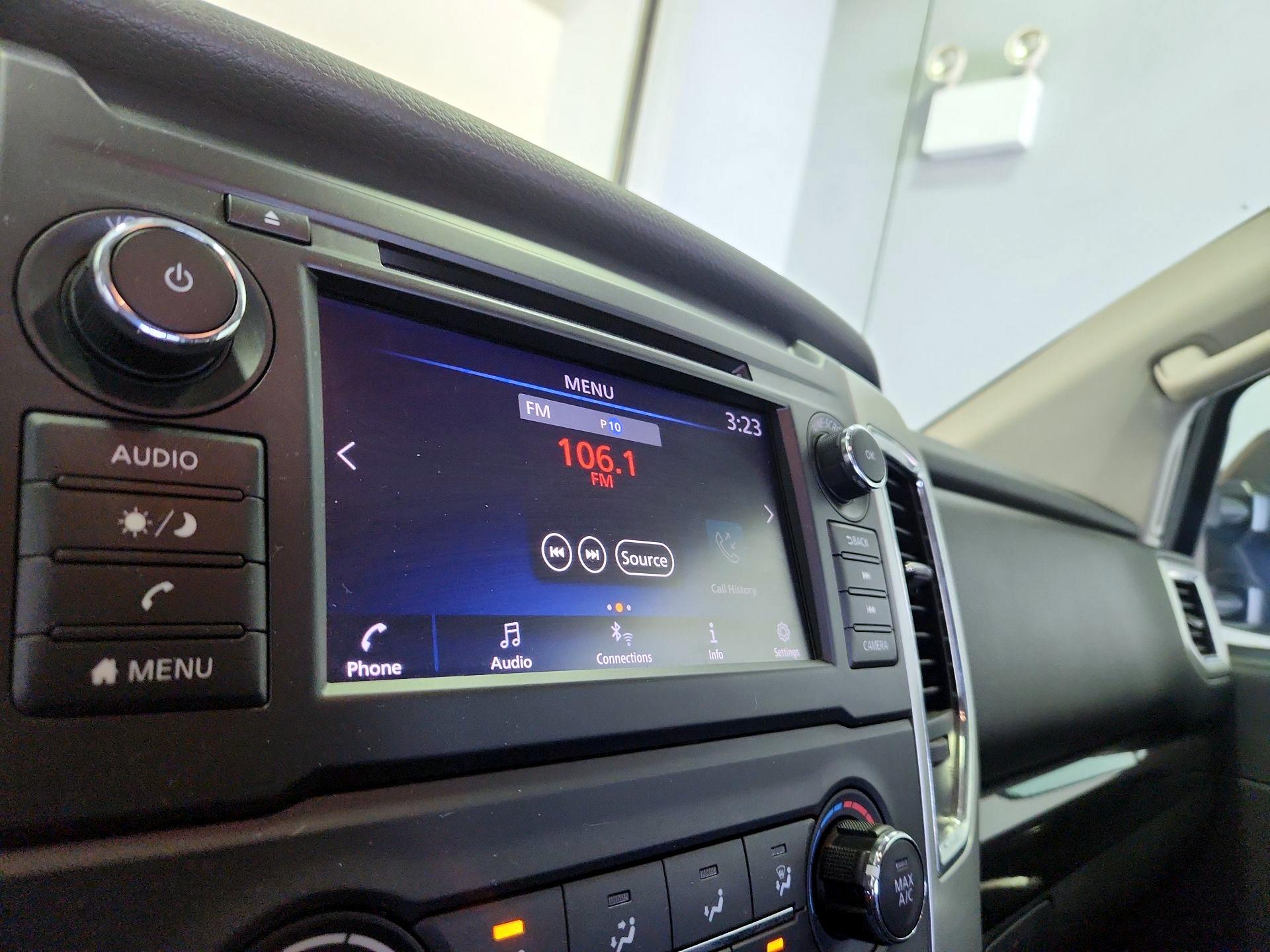 Thumbnail: 2019 Nissan Titan - 15