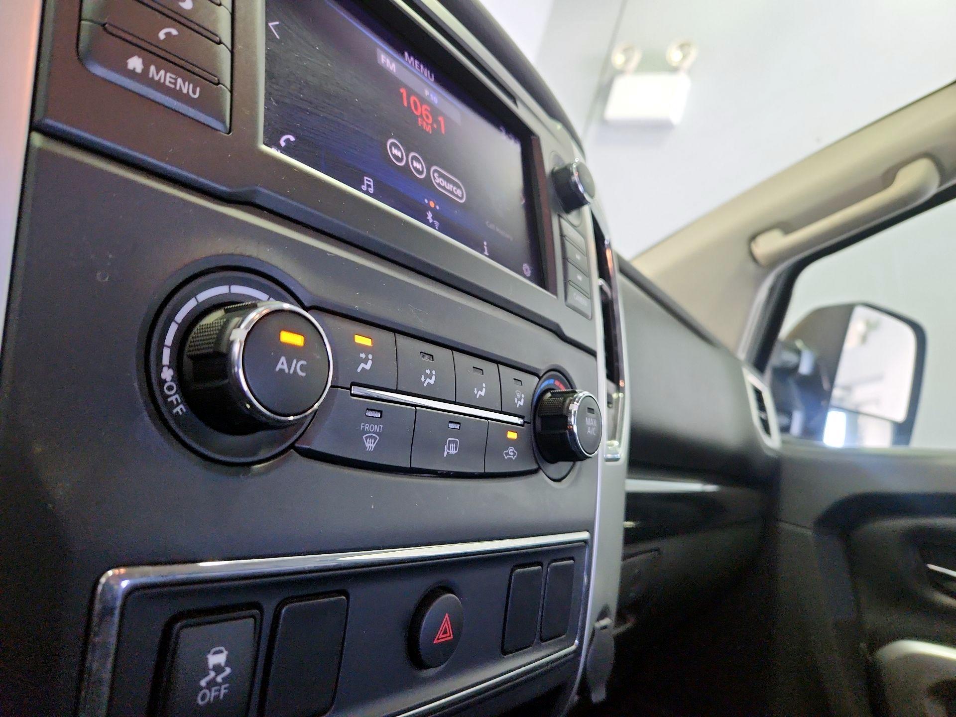 Thumbnail: 2019 Nissan Titan - 16