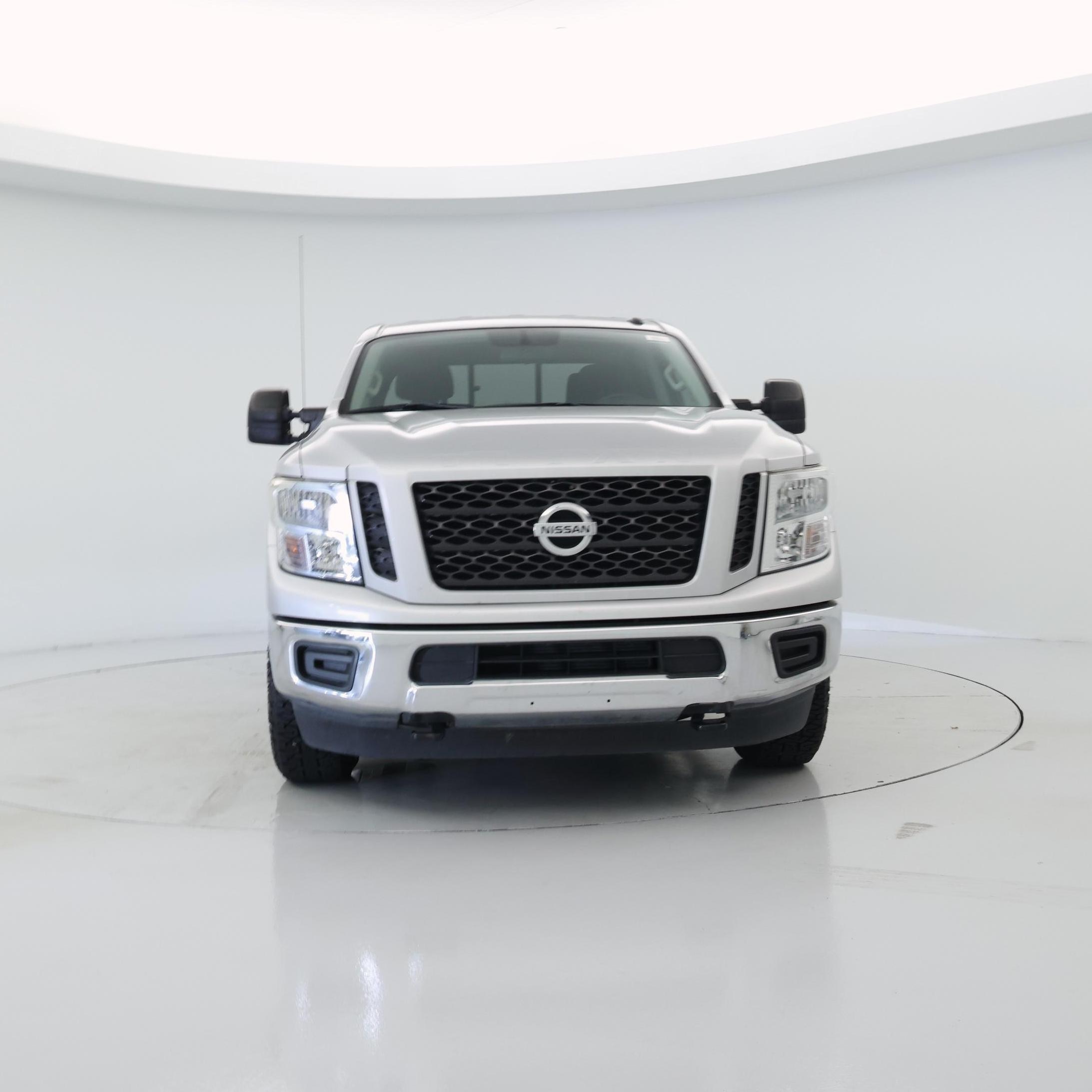 Thumbnail: 2019 Nissan Titan - 5