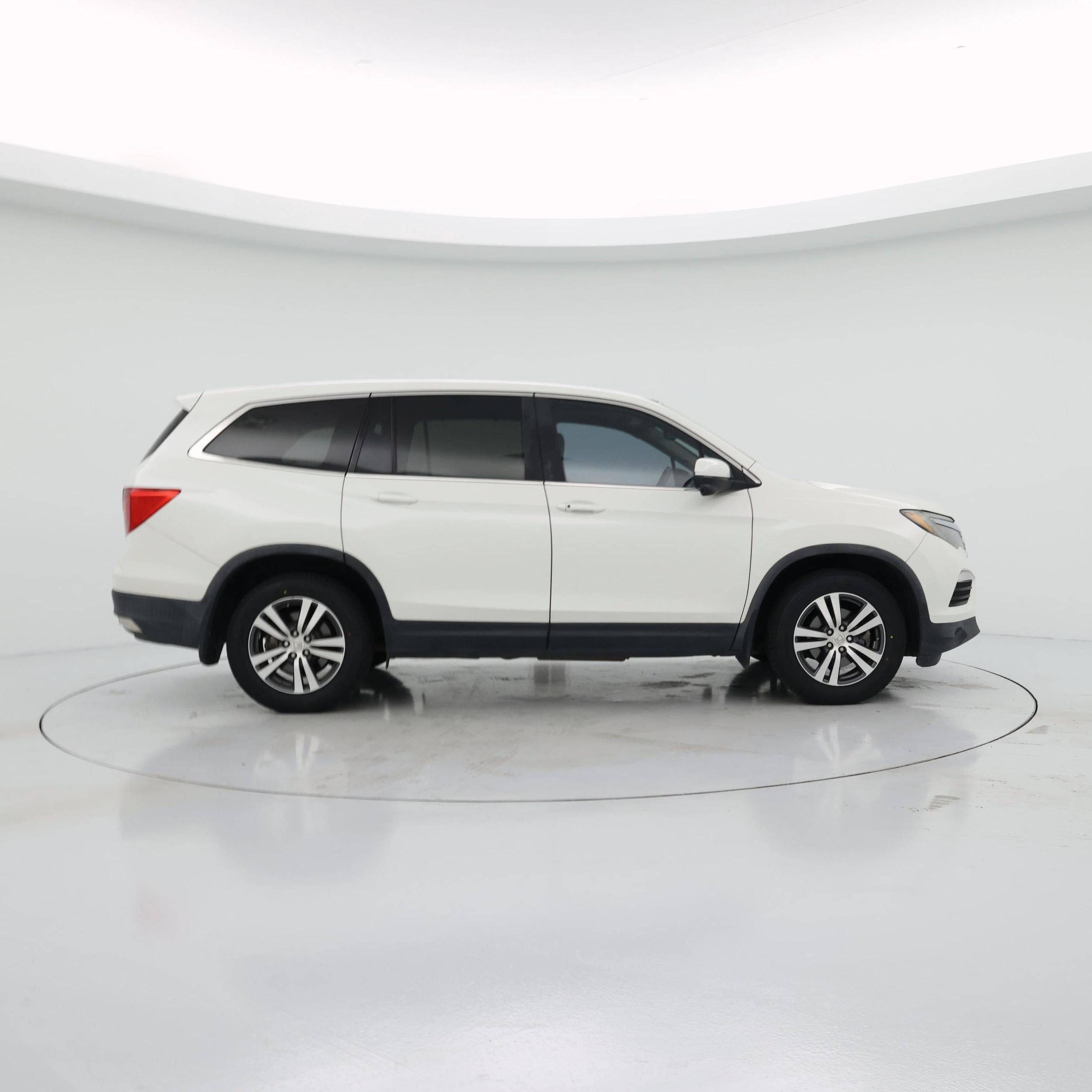 Thumbnail: 2018 Honda Pilot - 7