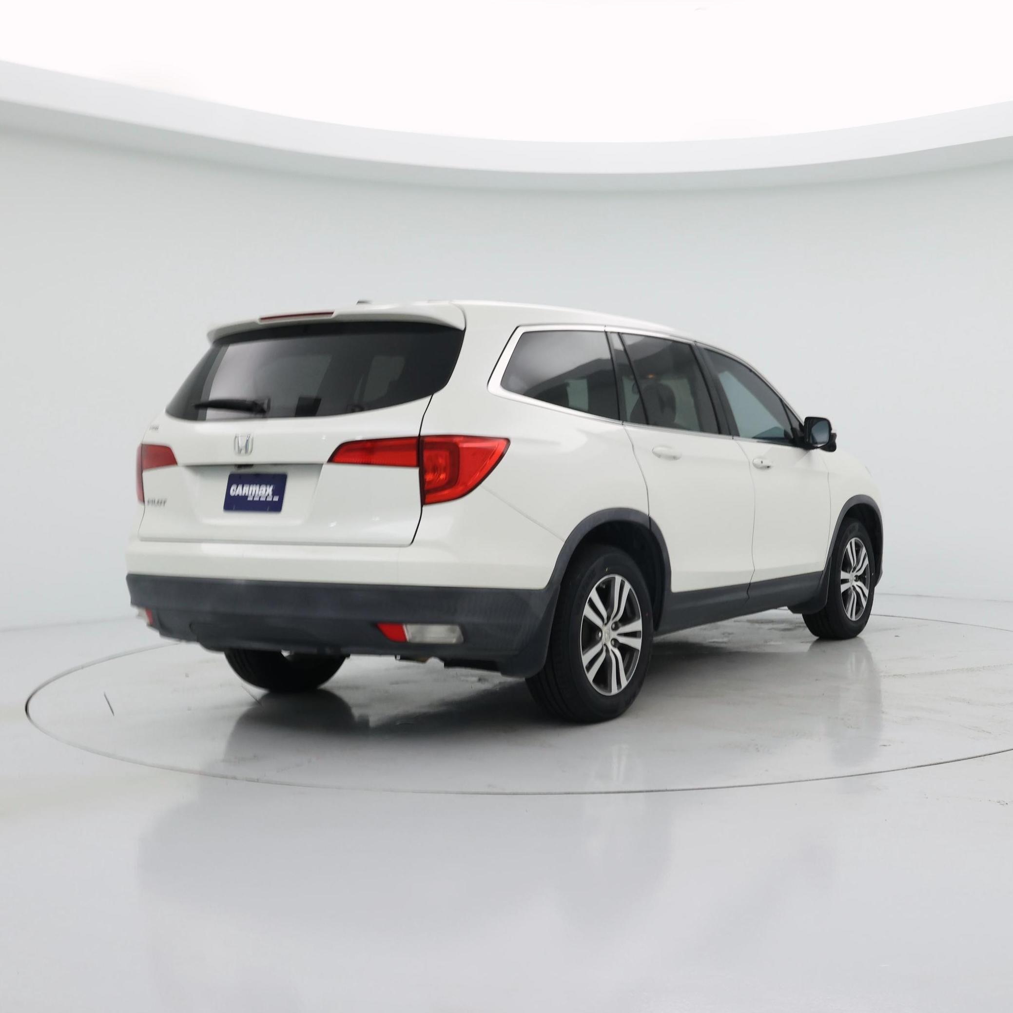 Thumbnail: 2018 Honda Pilot - 8