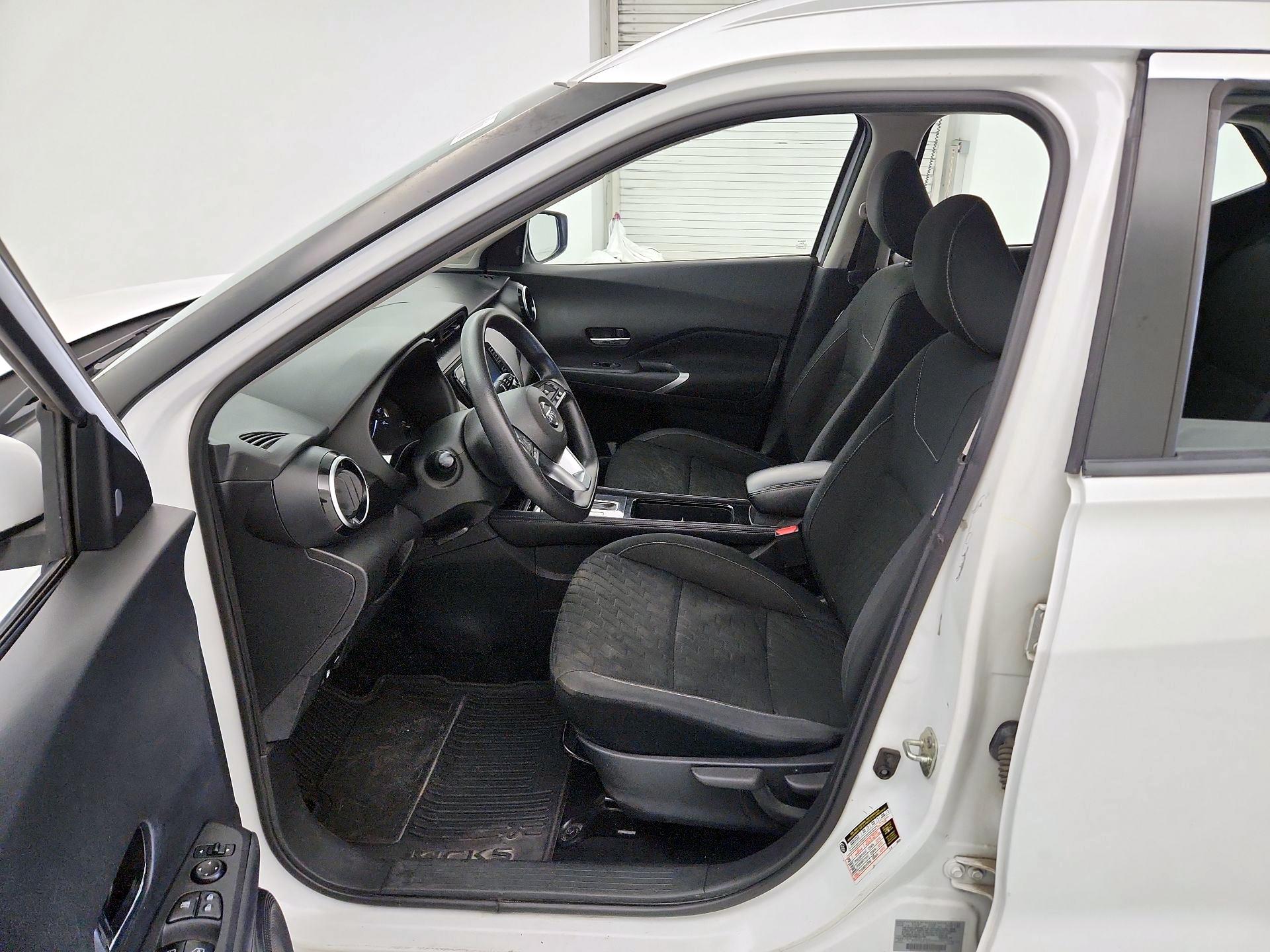 Thumbnail: 2021 Nissan Kicks - 11