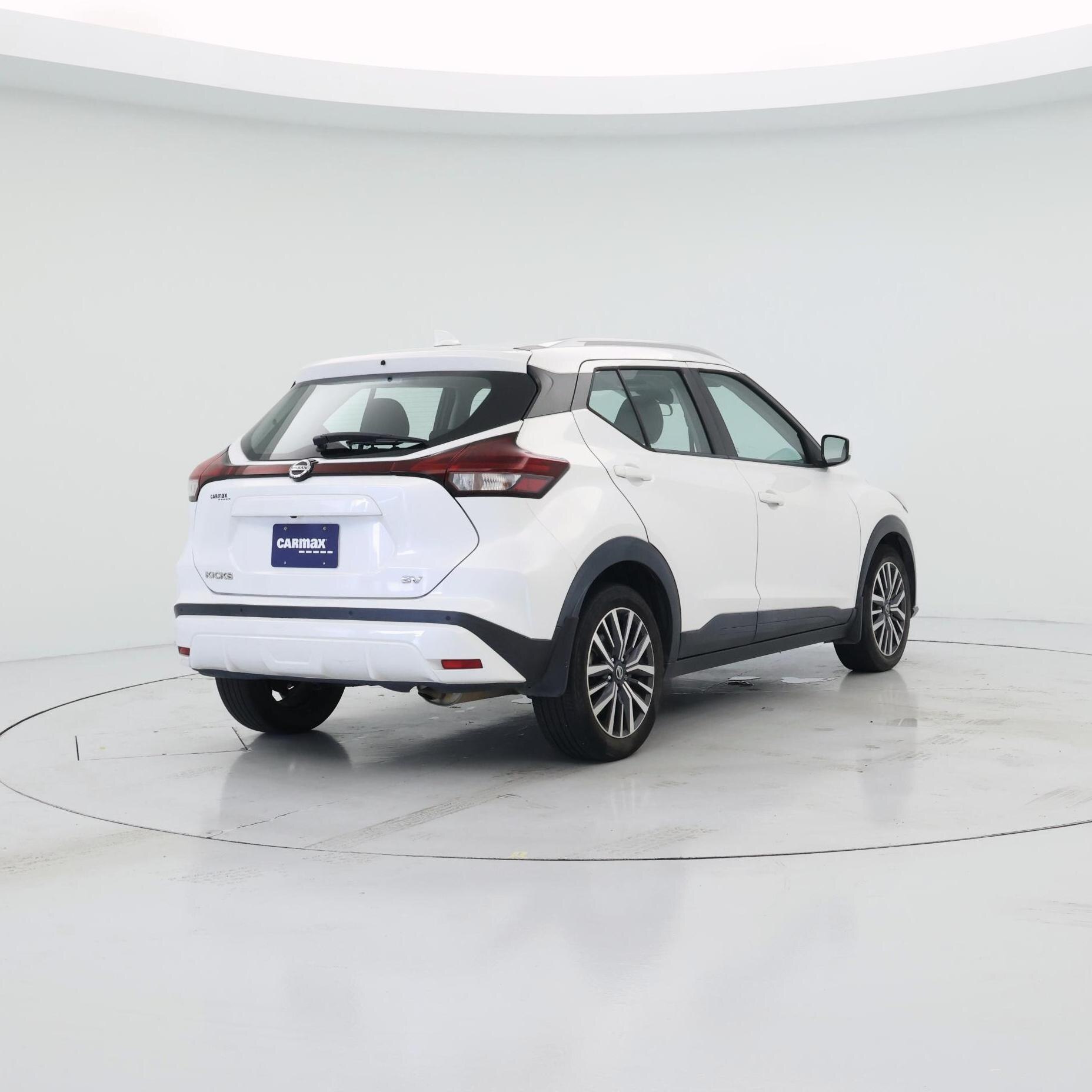 Thumbnail: 2021 Nissan Kicks - 8