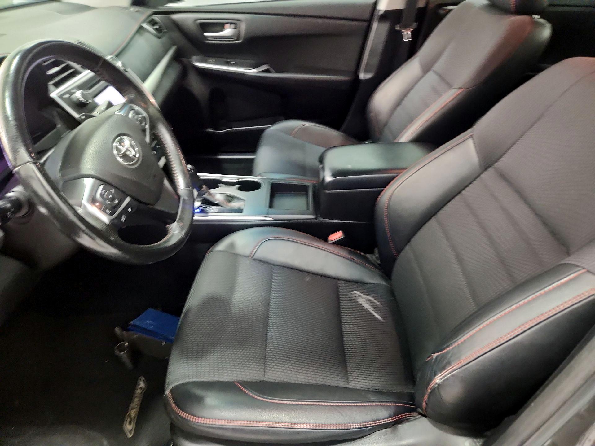 Thumbnail: 2017 Toyota Camry - 11