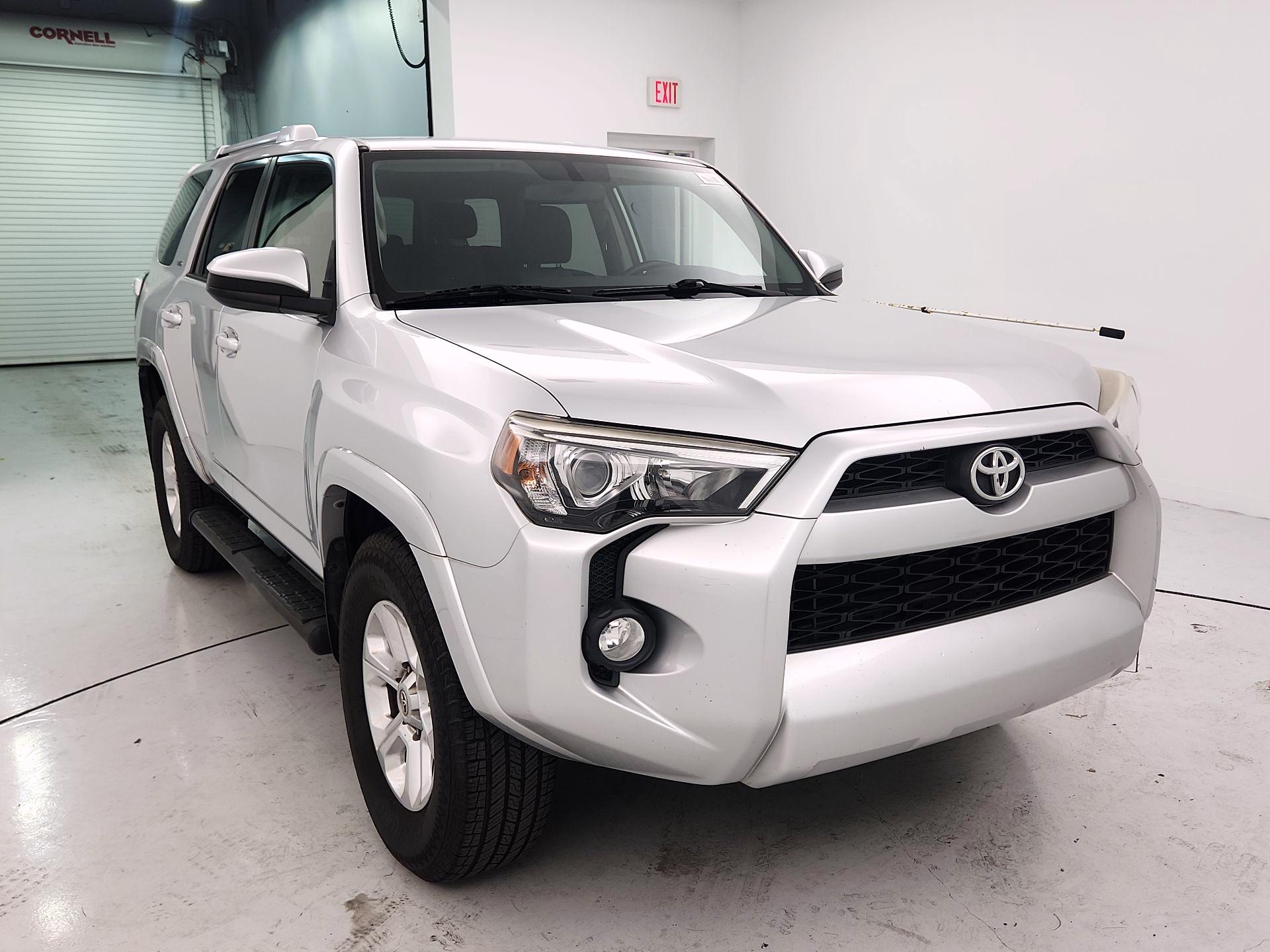 Thumbnail: 2015 Toyota 4Runner - 1