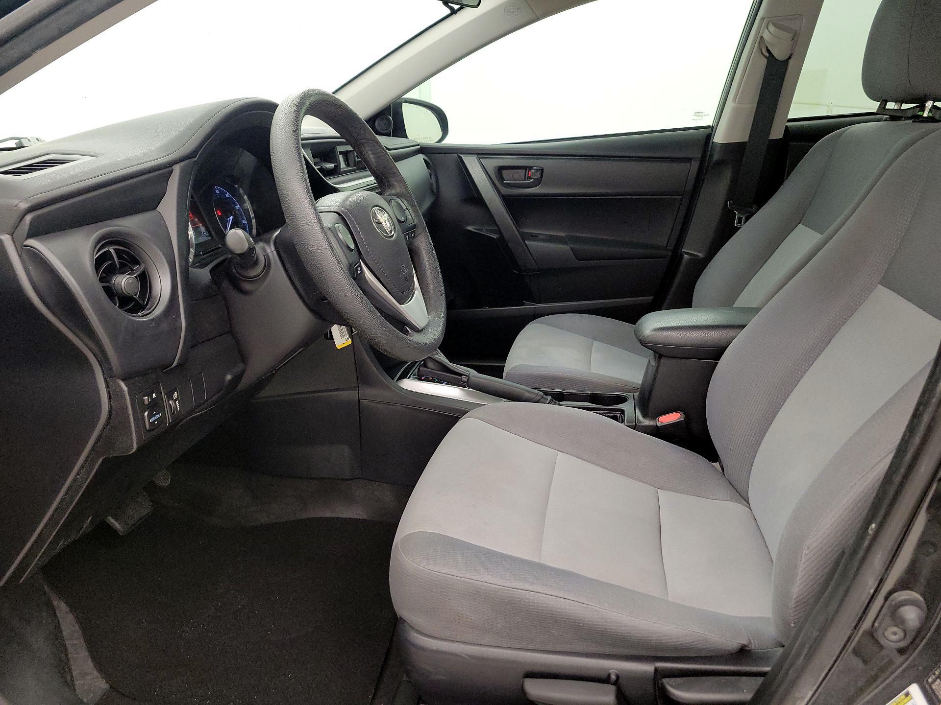 Thumbnail: 2017 Toyota Corolla - 11
