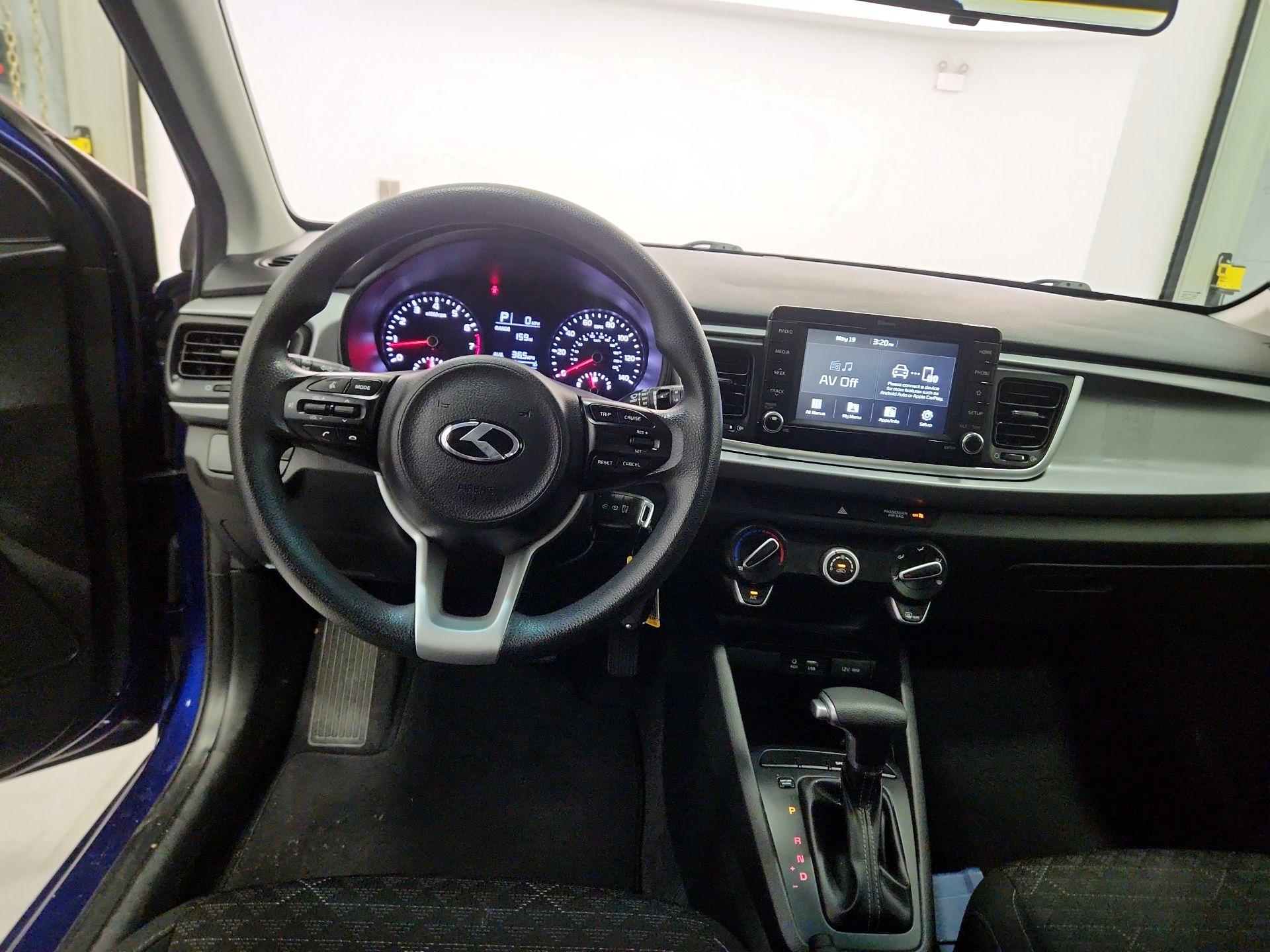 Thumbnail: 2020 Kia Rio5 - 10