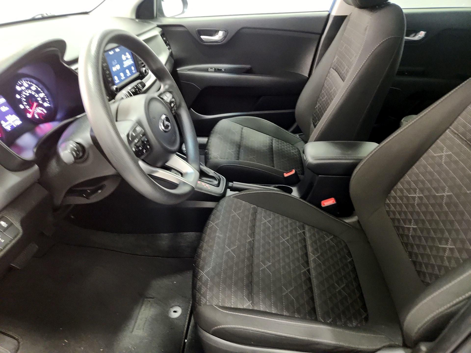 Thumbnail: 2020 Kia Rio5 - 11