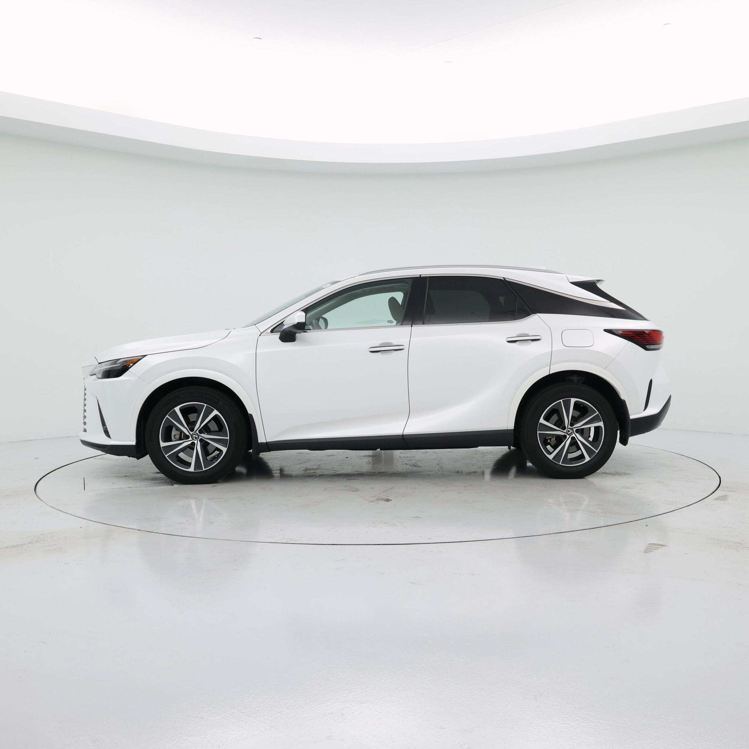 Thumbnail: 2024 Lexus RX - 3
