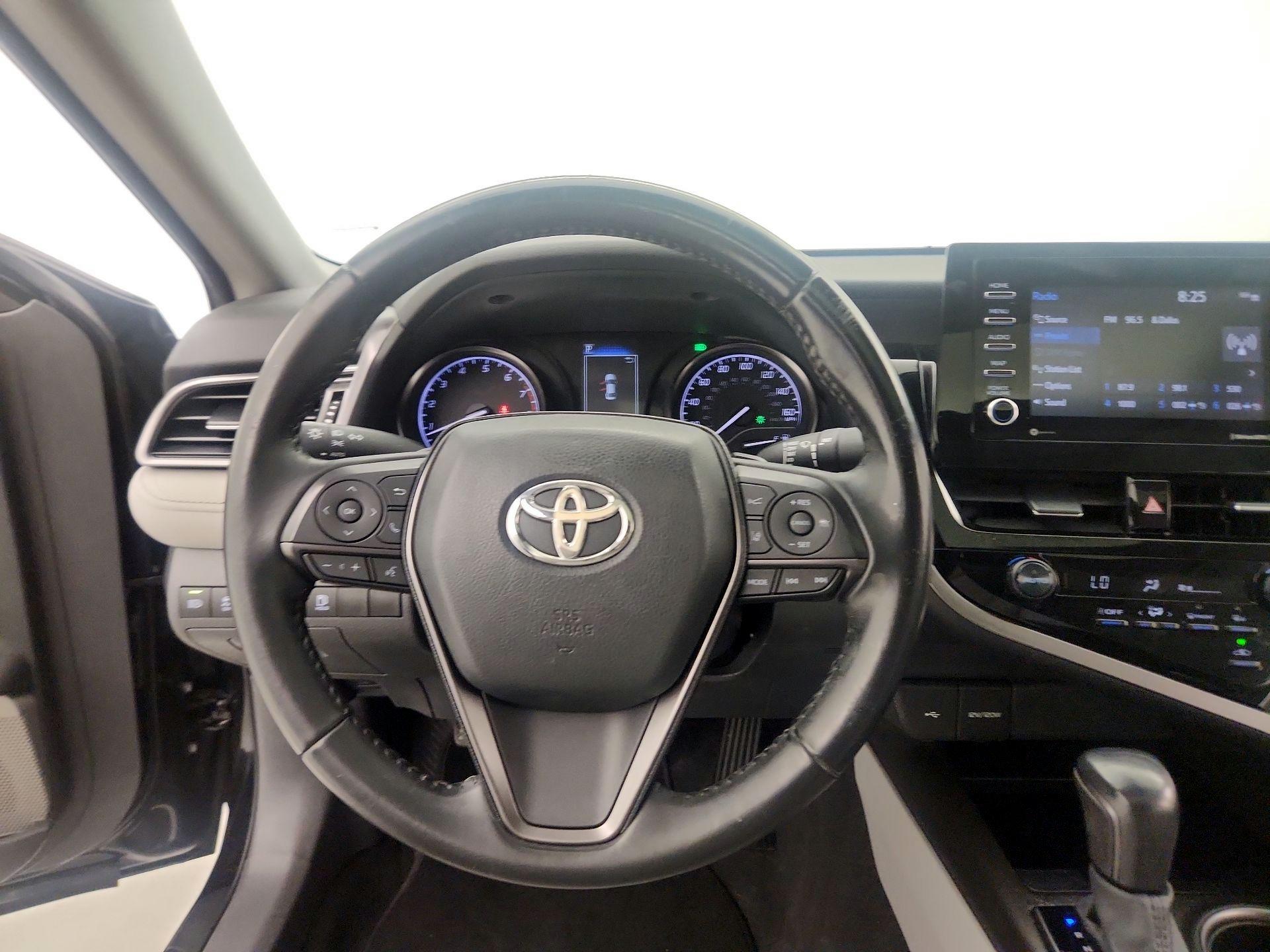 Thumbnail: 2021 Toyota Camry - 10