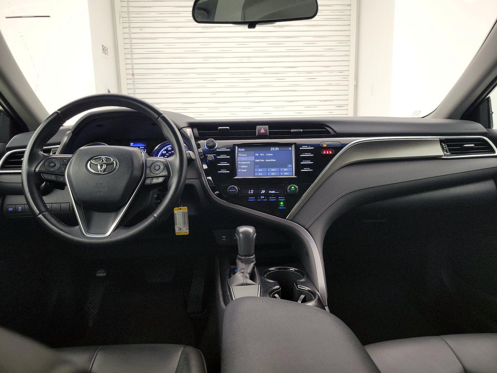 Thumbnail: 2018 Toyota Camry - 9