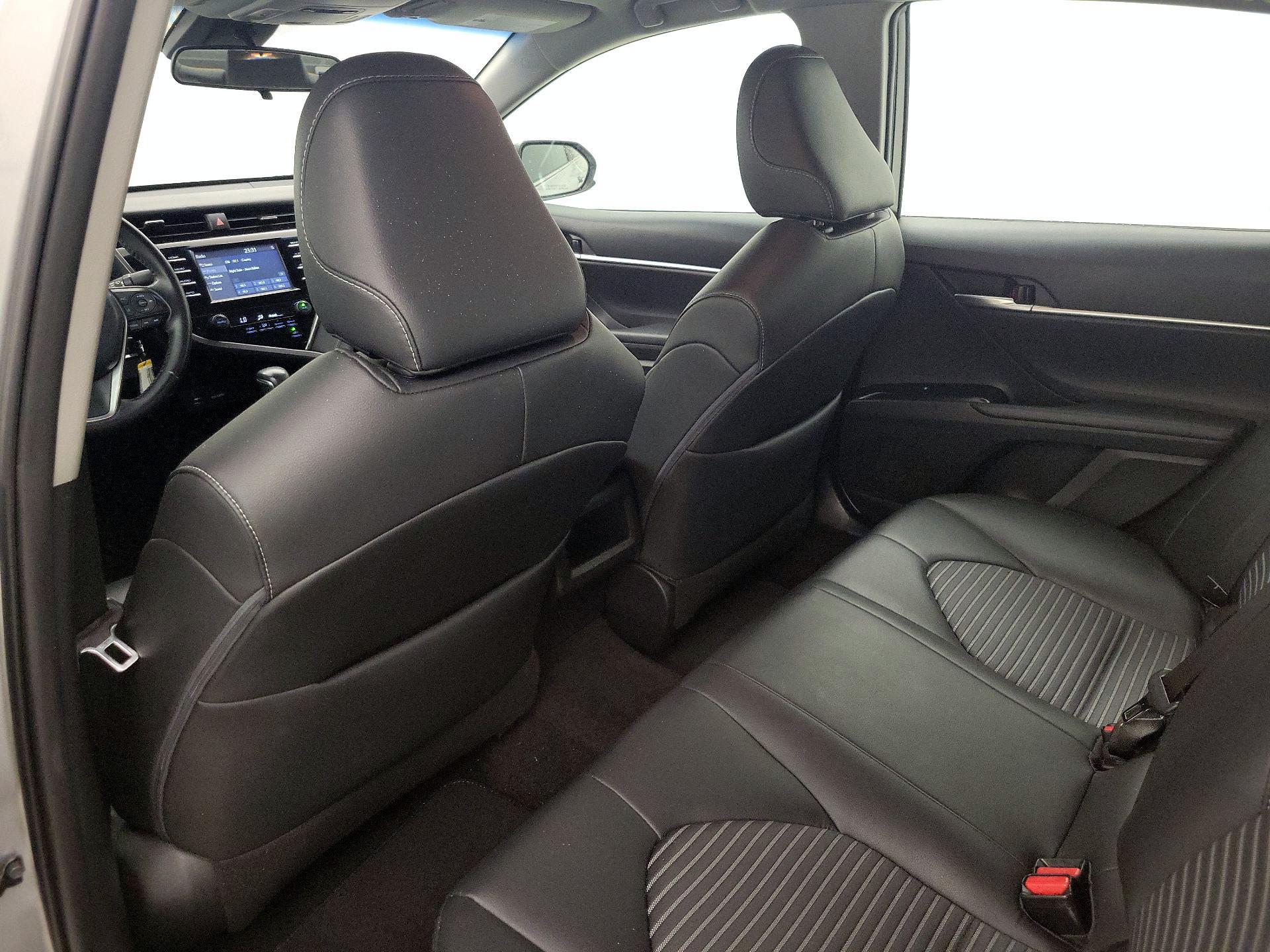 Thumbnail: 2018 Toyota Camry - 19
