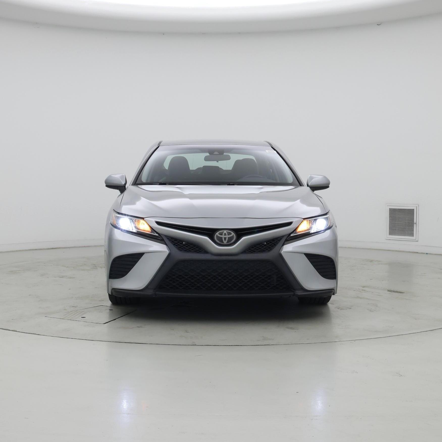 Thumbnail: 2018 Toyota Camry - 5