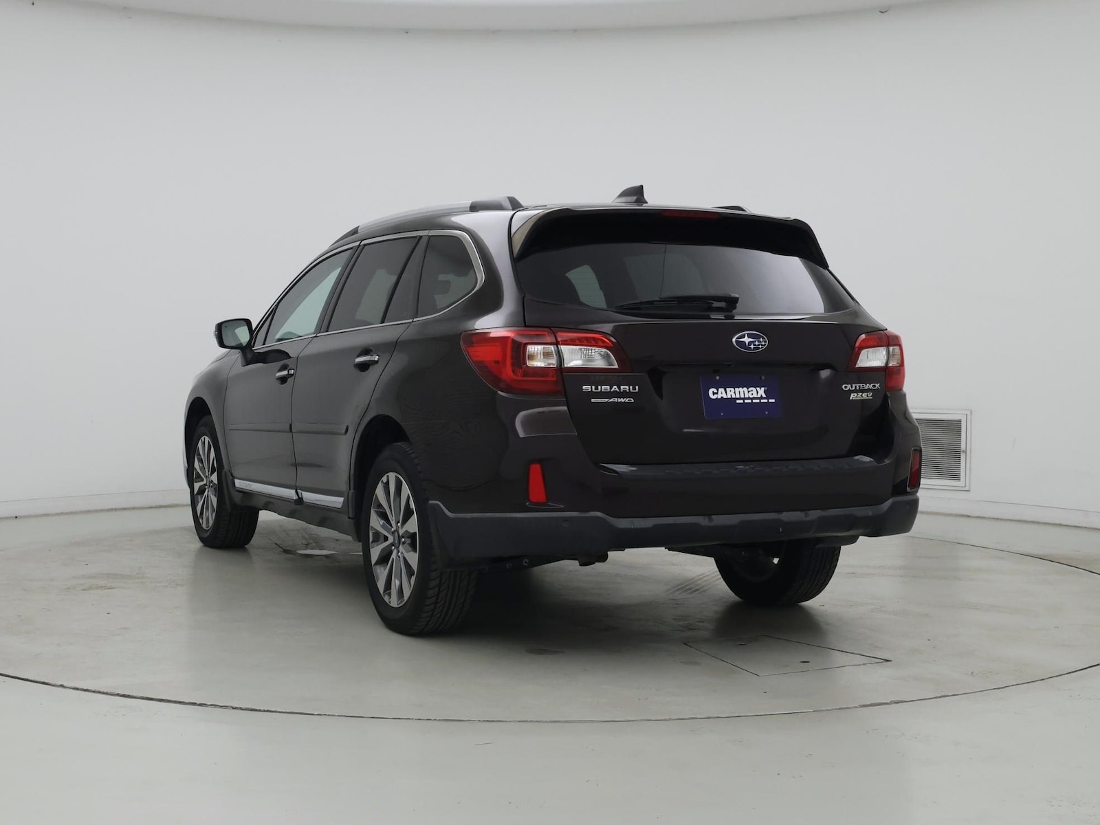 2017 Subaru Outback Touring - Photo 3