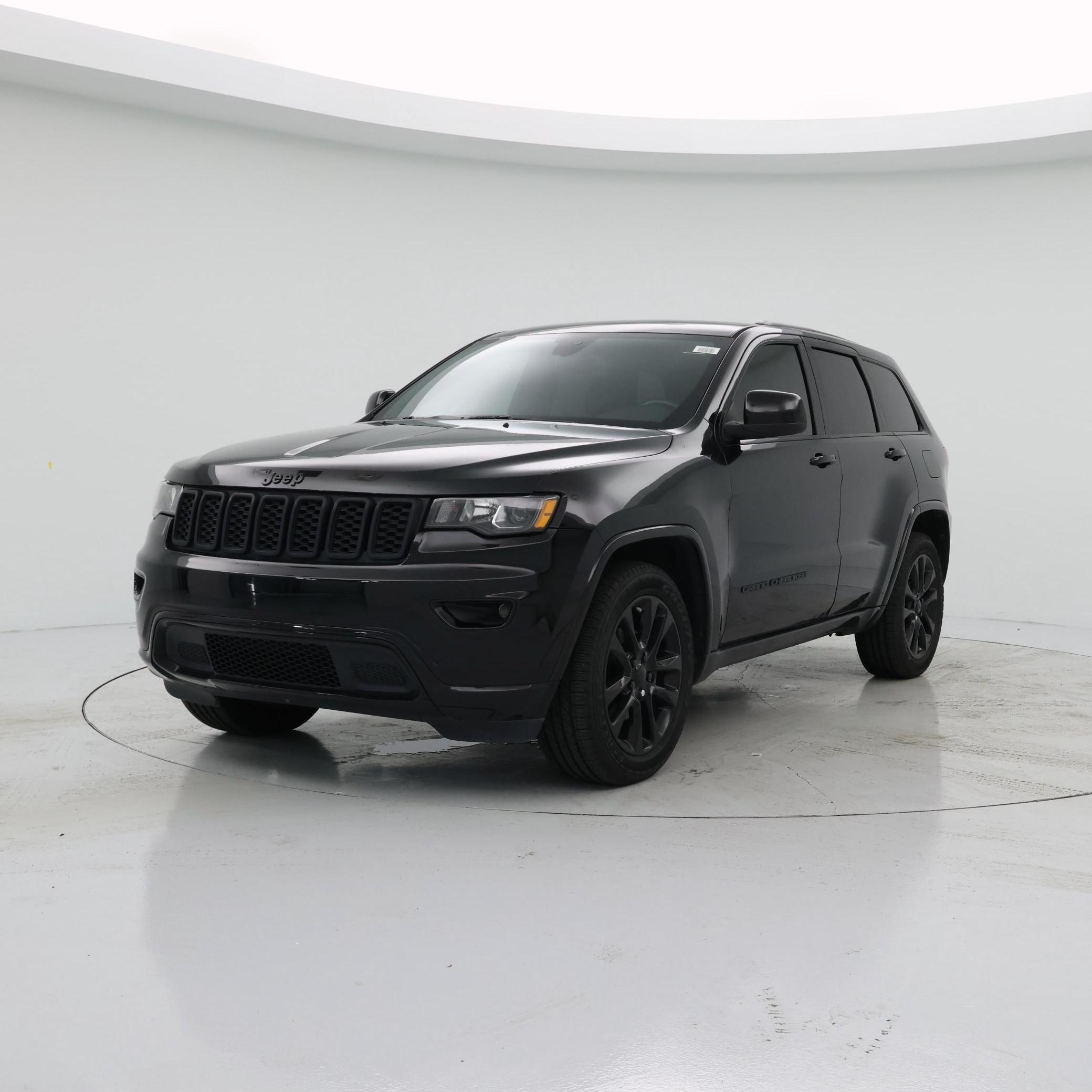 Thumbnail: 2018 Jeep Grand Cherokee - 4